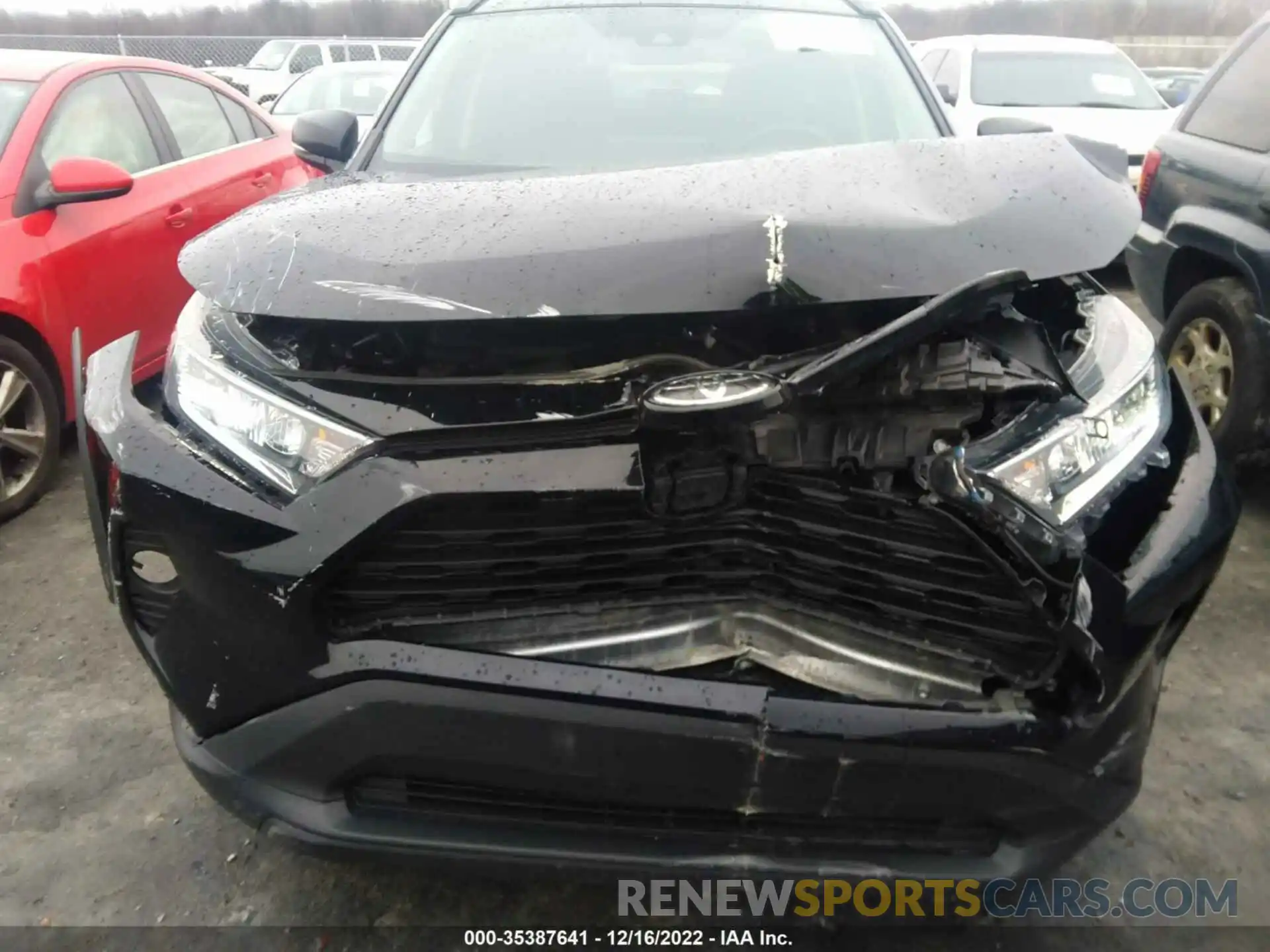 6 Photograph of a damaged car 2T3P1RFV2LC139891 TOYOTA RAV4 2020