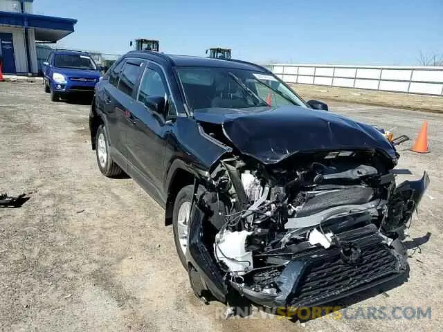 11 Photograph of a damaged car 2T3P1RFV2LW111281 TOYOTA RAV4 2020