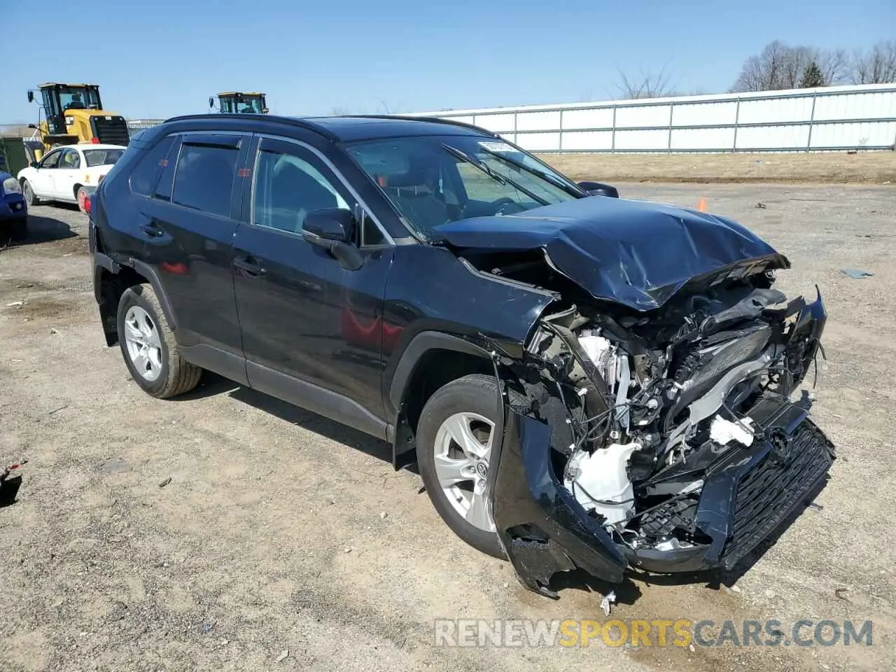 4 Photograph of a damaged car 2T3P1RFV2LW111281 TOYOTA RAV4 2020