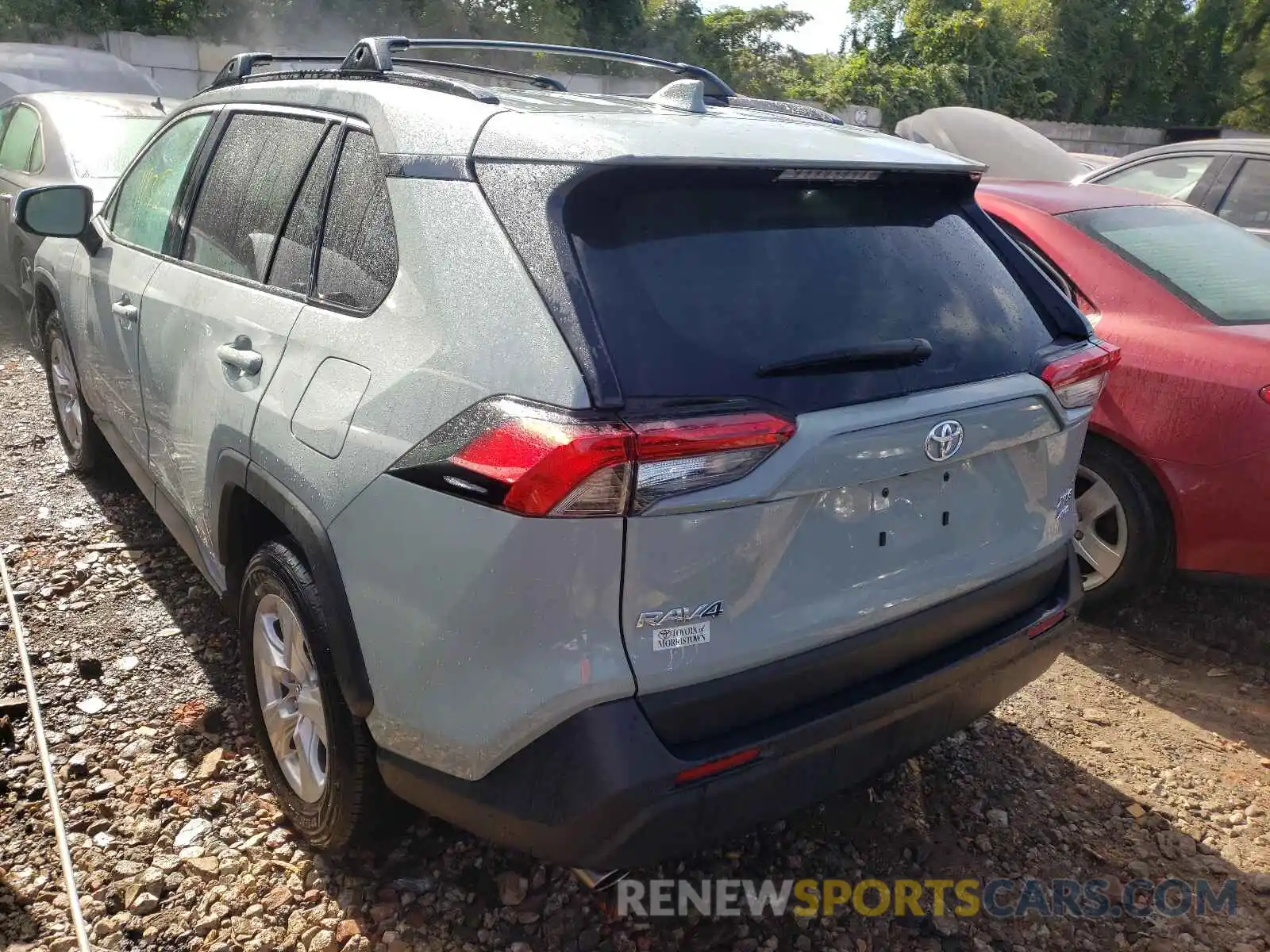 3 Photograph of a damaged car 2T3P1RFV2LW114472 TOYOTA RAV4 2020