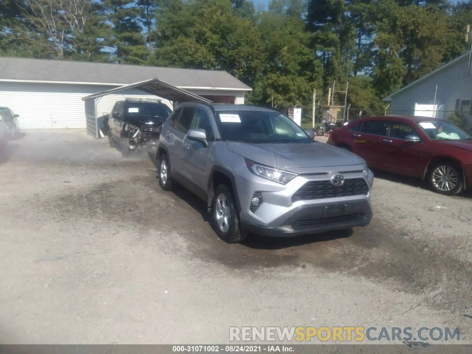 1 Photograph of a damaged car 2T3P1RFV2LW117534 TOYOTA RAV4 2020