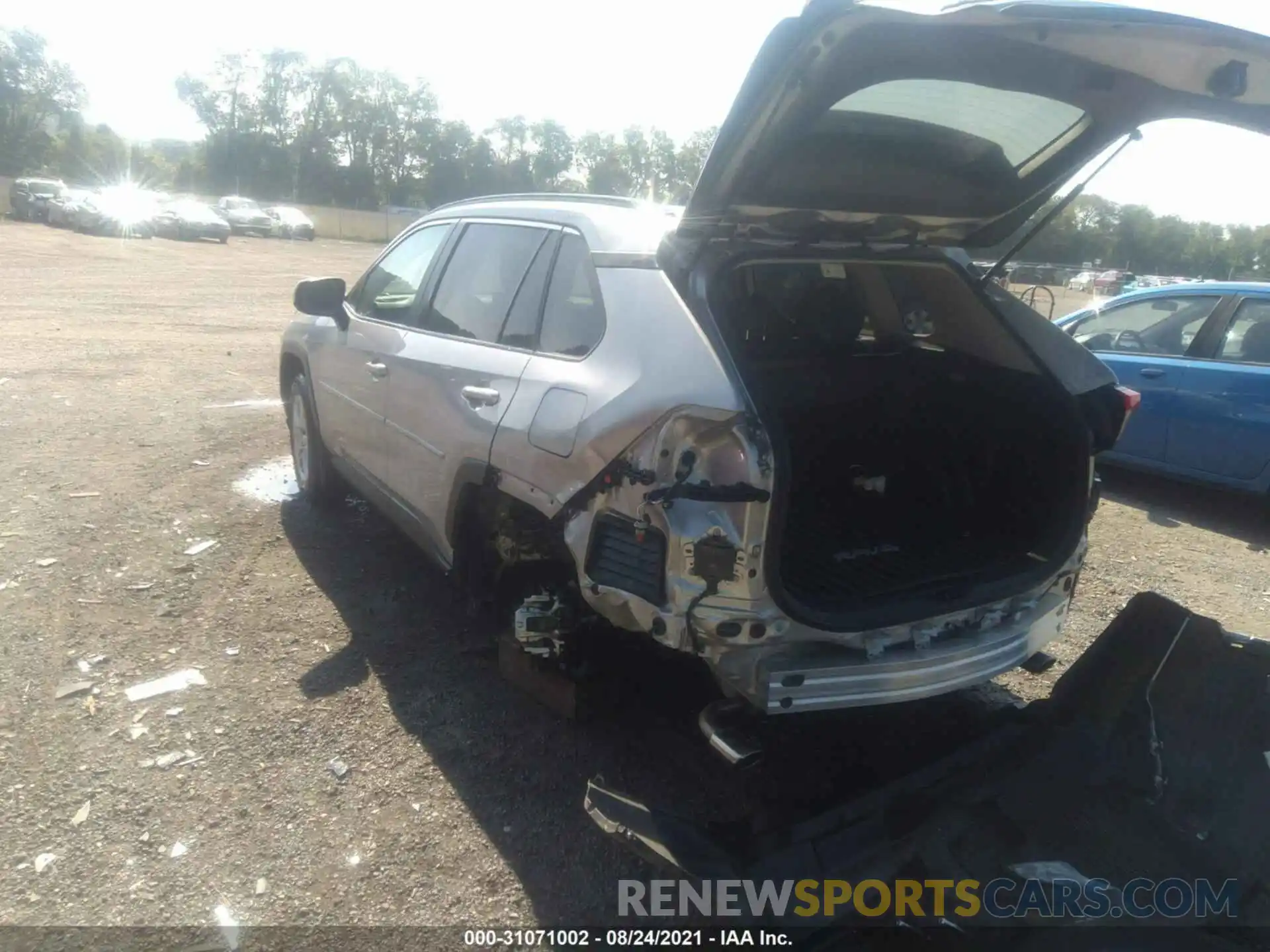 3 Photograph of a damaged car 2T3P1RFV2LW117534 TOYOTA RAV4 2020