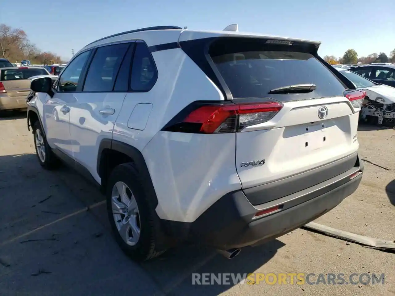 3 Photograph of a damaged car 2T3P1RFV2LW121485 TOYOTA RAV4 2020