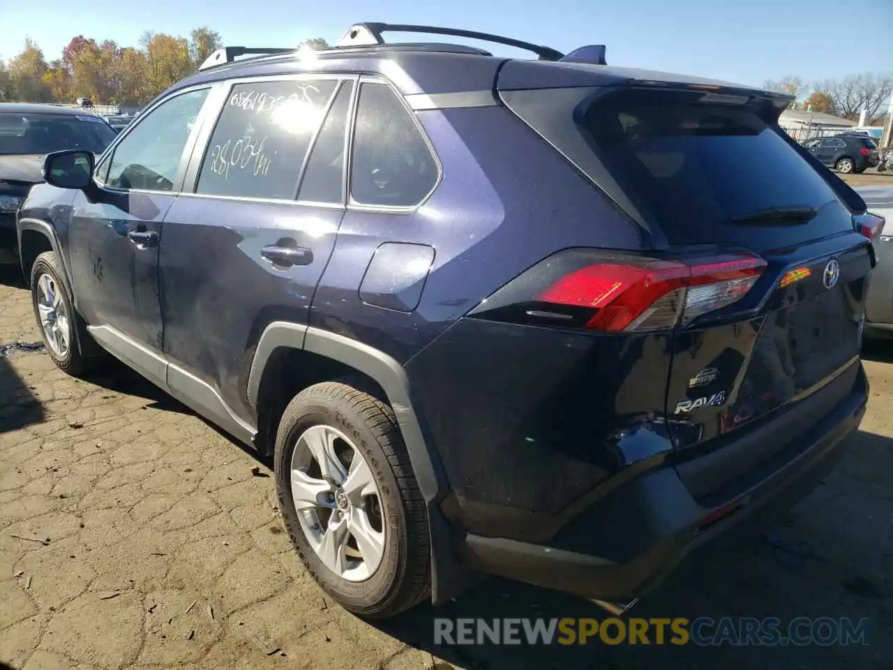 3 Photograph of a damaged car 2T3P1RFV2LW121874 TOYOTA RAV4 2020