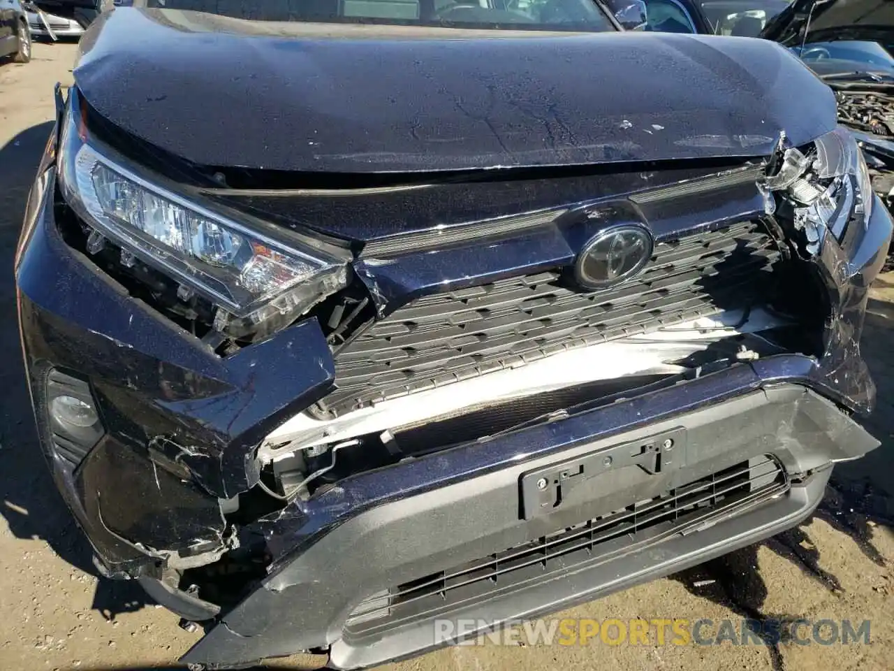 9 Photograph of a damaged car 2T3P1RFV2LW121874 TOYOTA RAV4 2020