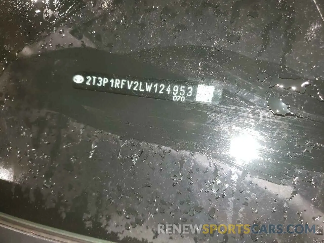 13 Photograph of a damaged car 2T3P1RFV2LW124953 TOYOTA RAV4 2020