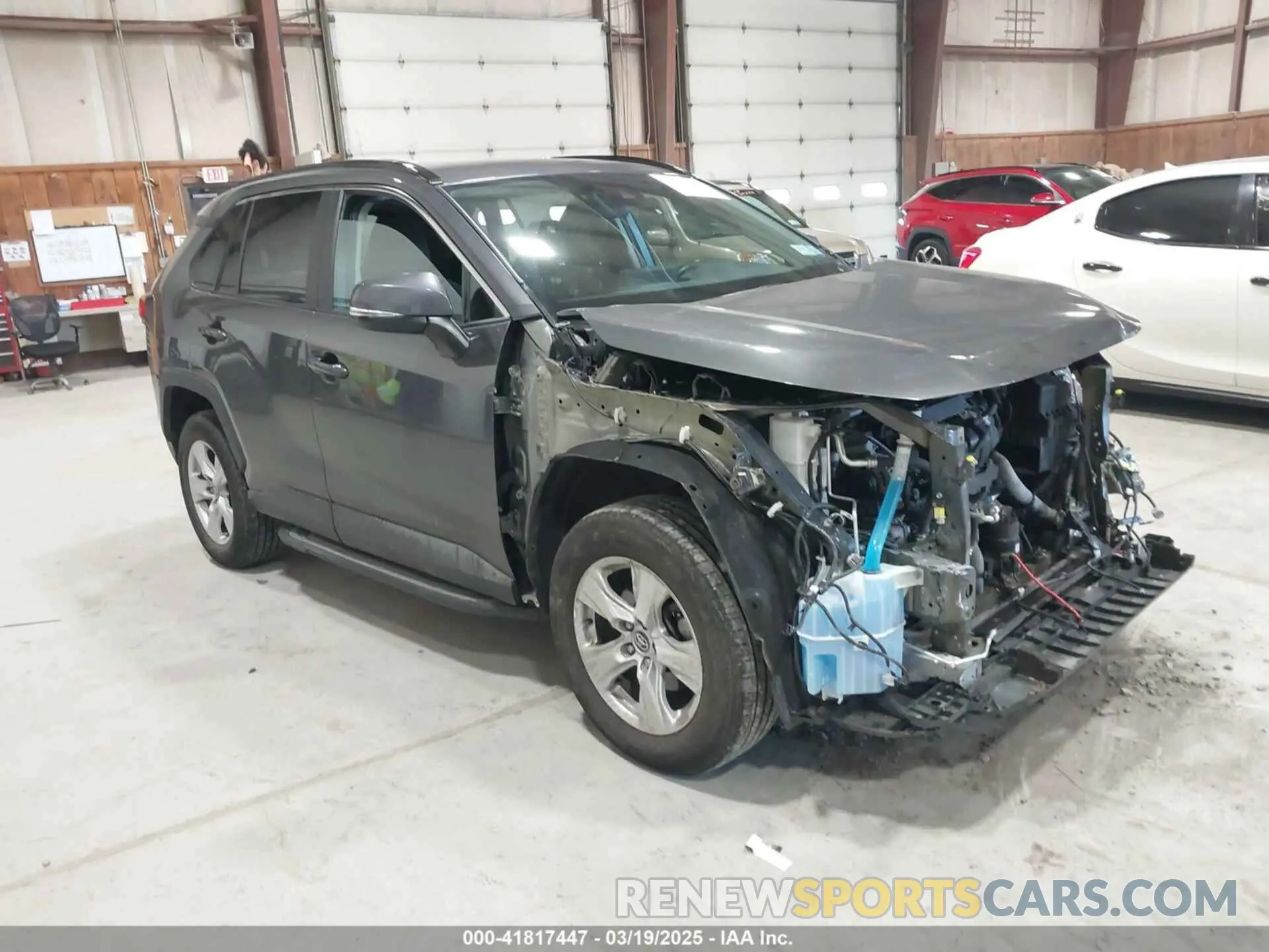 1 Photograph of a damaged car 2T3P1RFV3LC065719 TOYOTA RAV4 2020