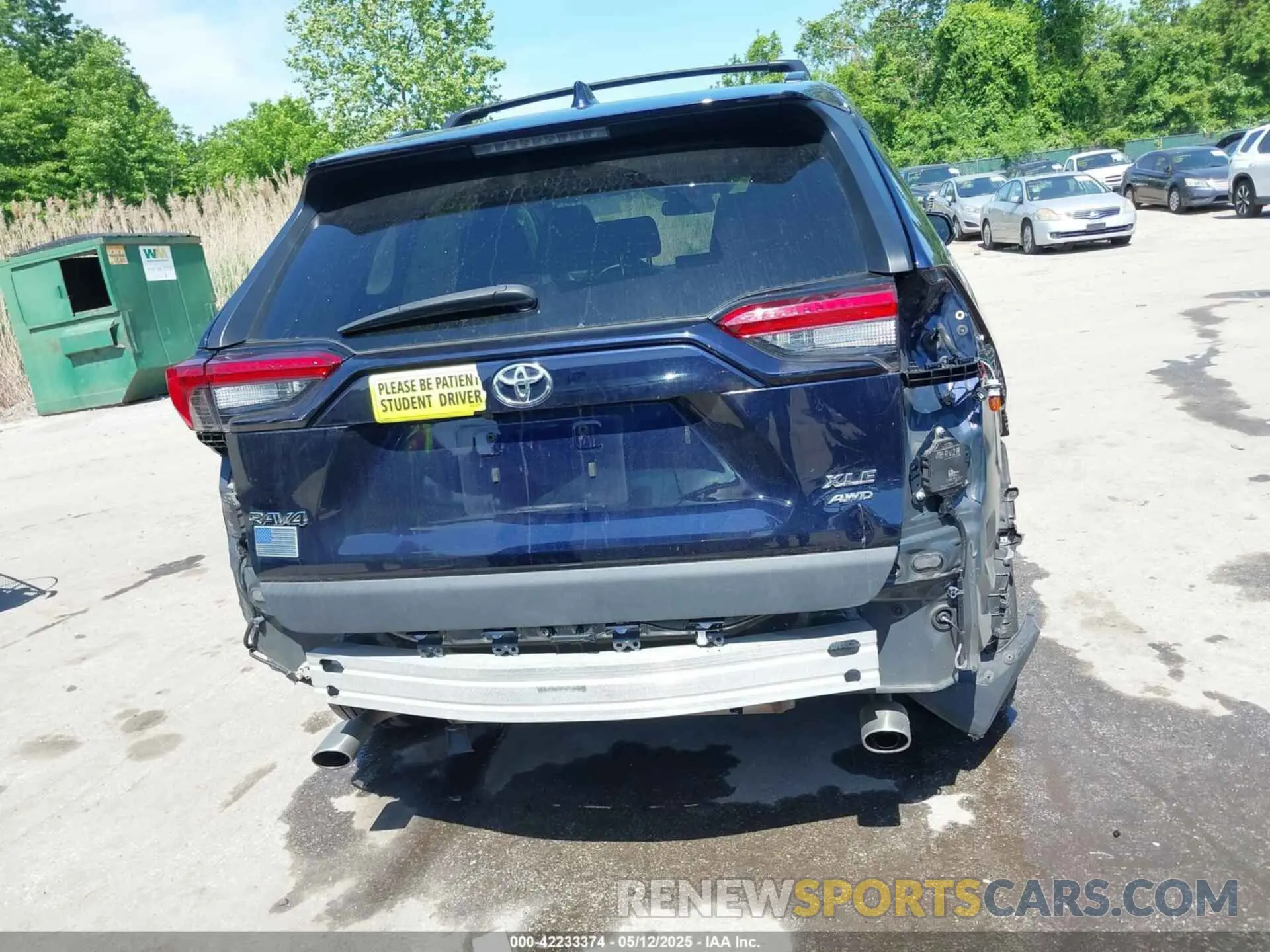 17 Photograph of a damaged car 2T3P1RFV3LC067275 TOYOTA RAV4 2020