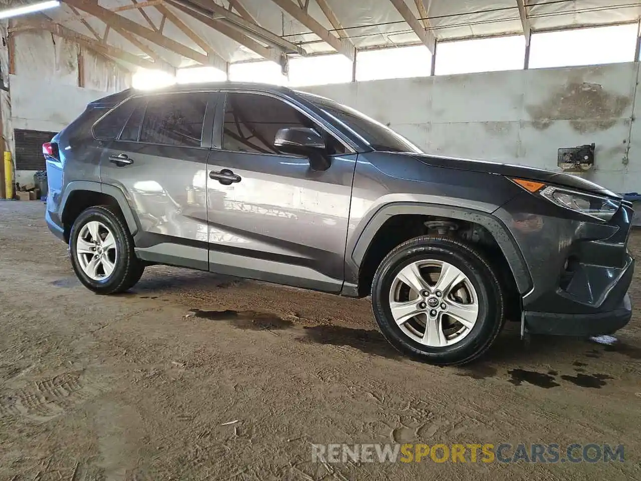 4 Photograph of a damaged car 2T3P1RFV3LC074419 TOYOTA RAV4 2020