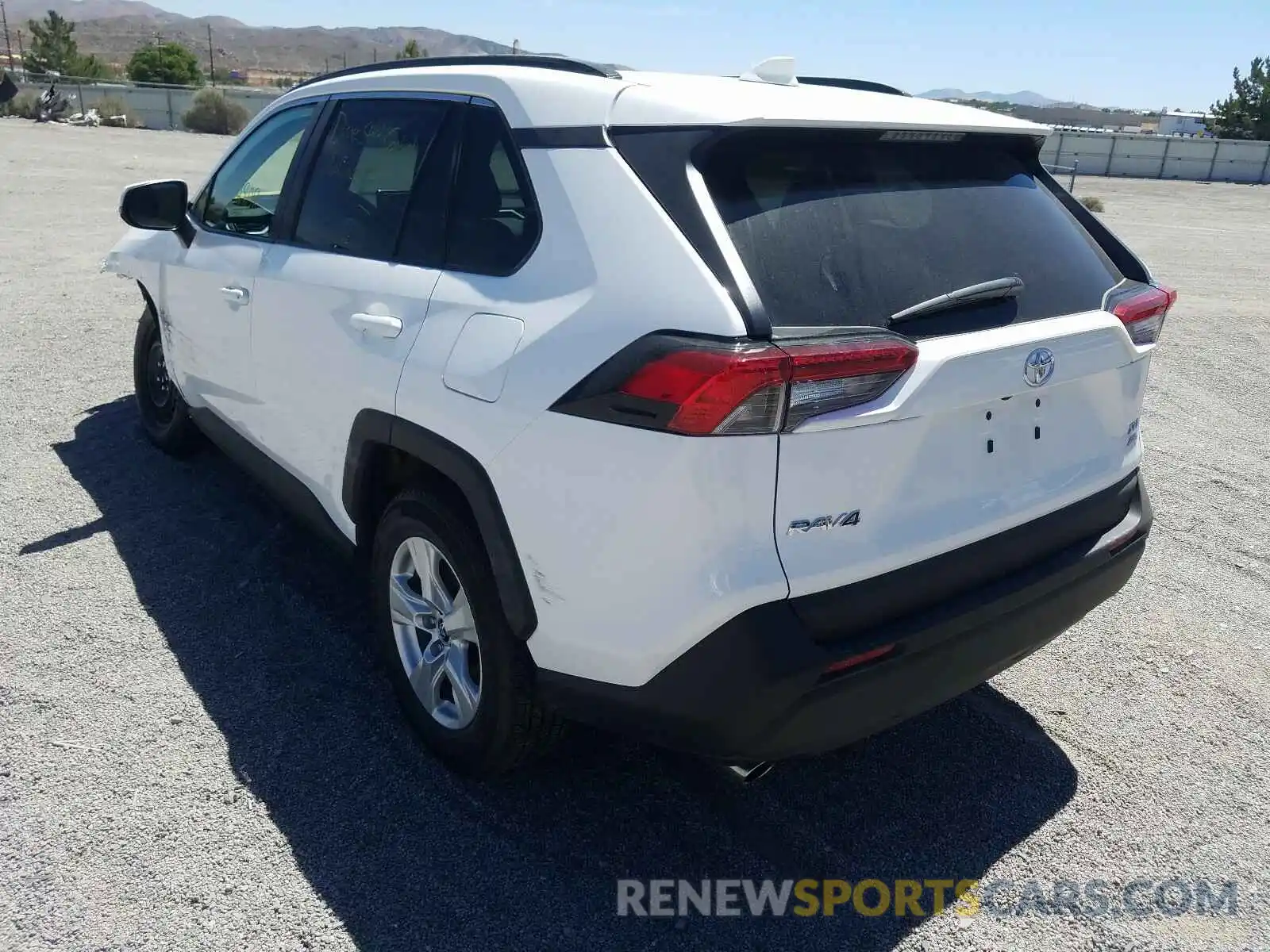 3 Photograph of a damaged car 2T3P1RFV3LC090538 TOYOTA RAV4 2020