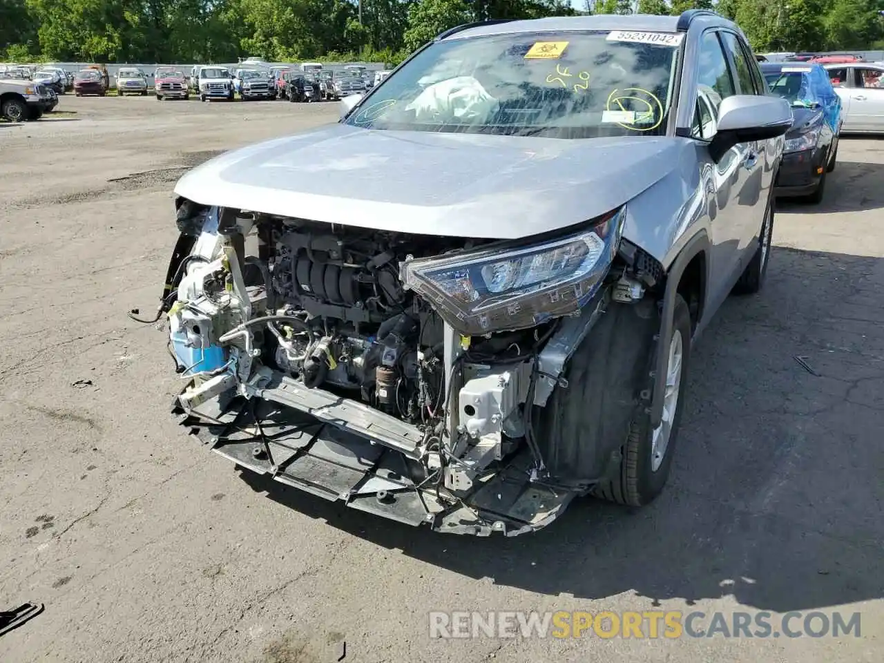 9 Photograph of a damaged car 2T3P1RFV3LC092273 TOYOTA RAV4 2020