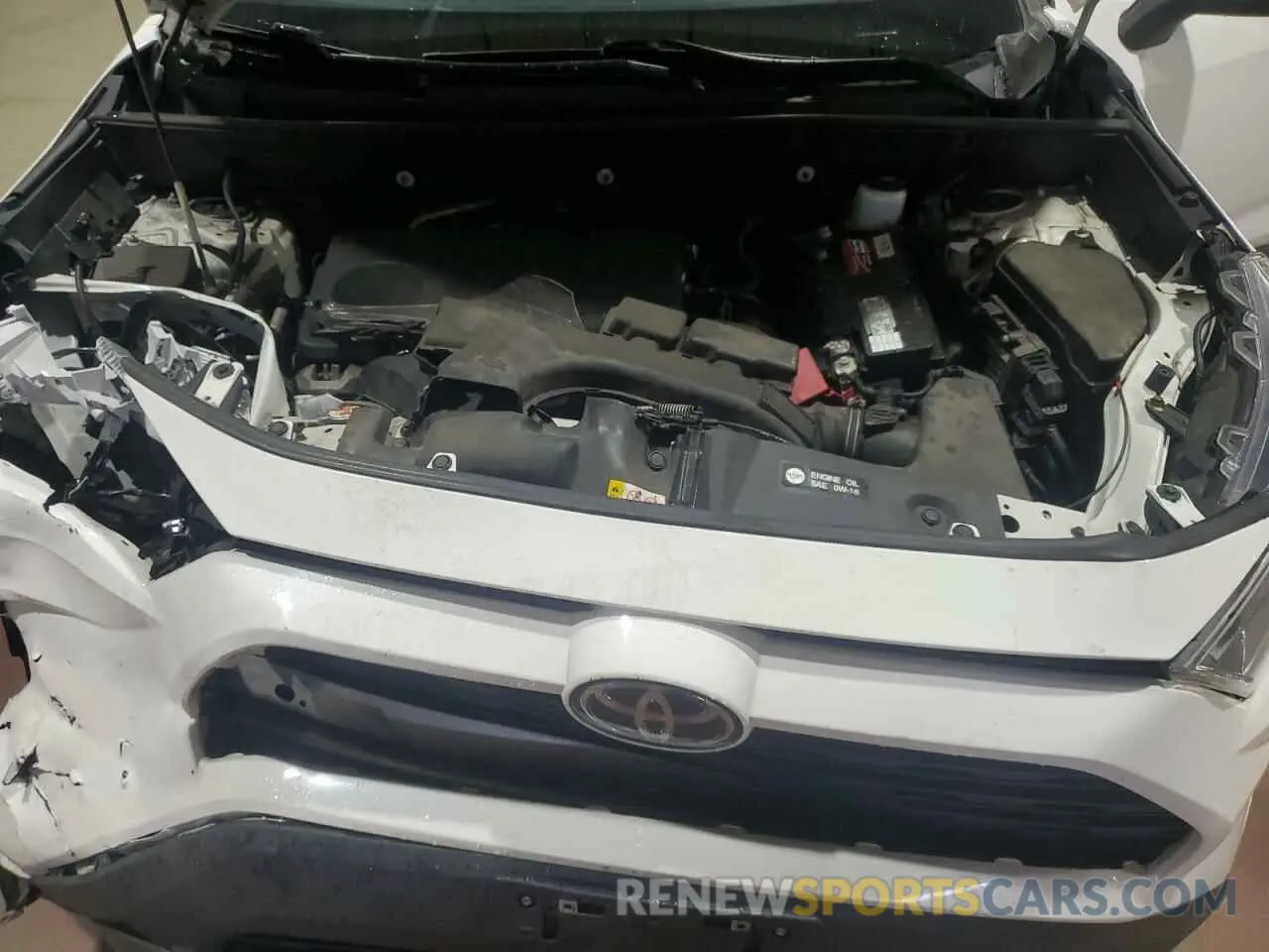 12 Photograph of a damaged car 2T3P1RFV3LC092306 TOYOTA RAV4 2020