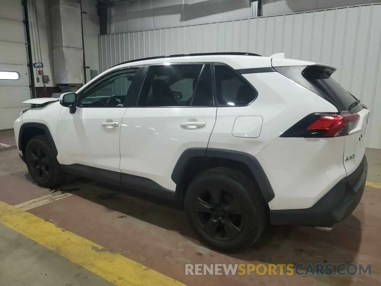 2 Photograph of a damaged car 2T3P1RFV3LC092306 TOYOTA RAV4 2020