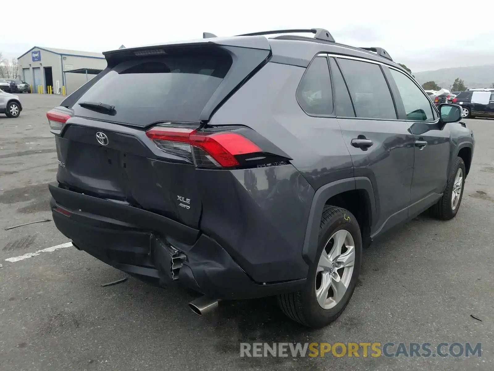 4 Photograph of a damaged car 2T3P1RFV3LC113641 TOYOTA RAV4 2020