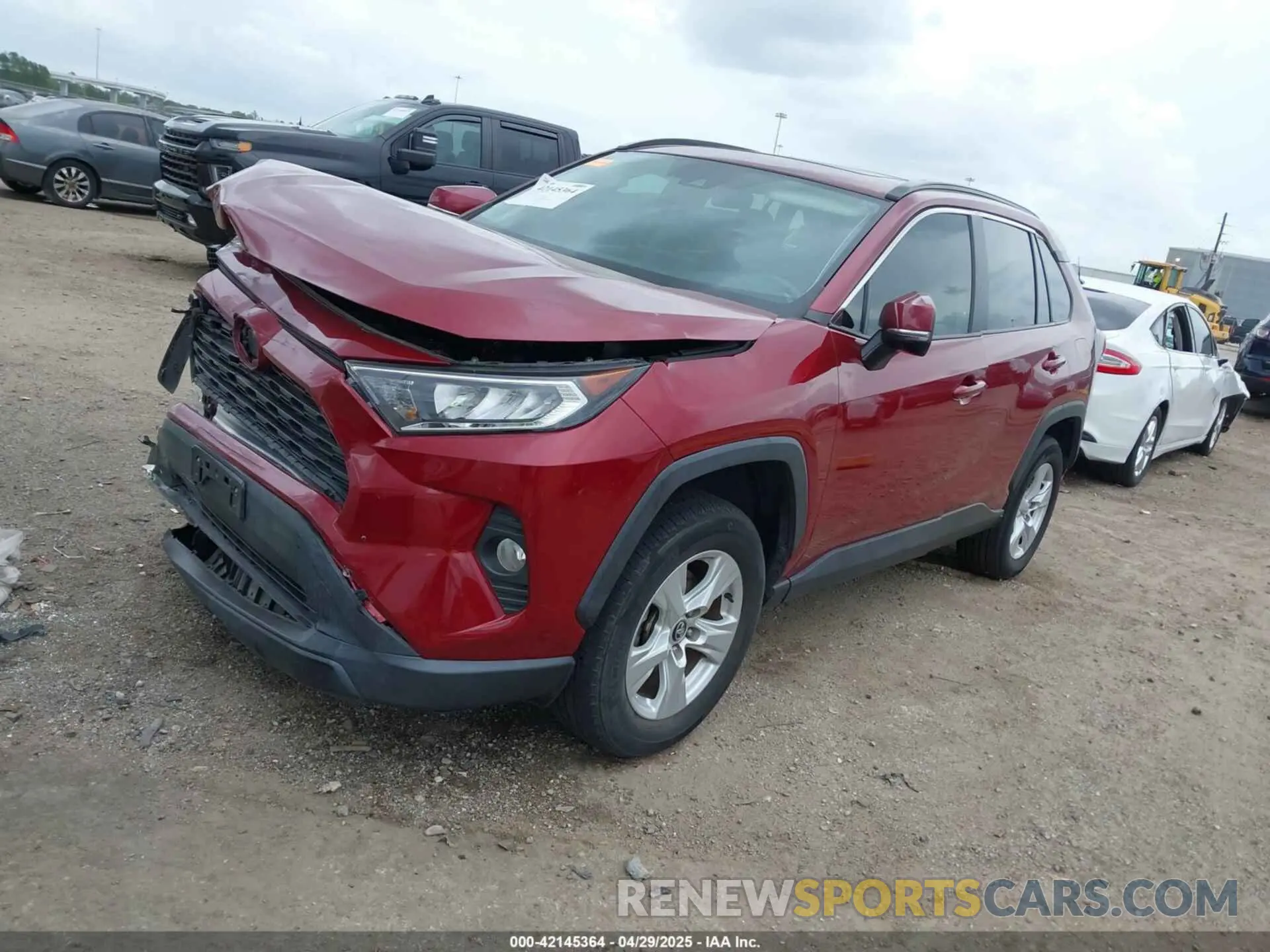 2 Photograph of a damaged car 2T3P1RFV3LC125708 TOYOTA RAV4 2020