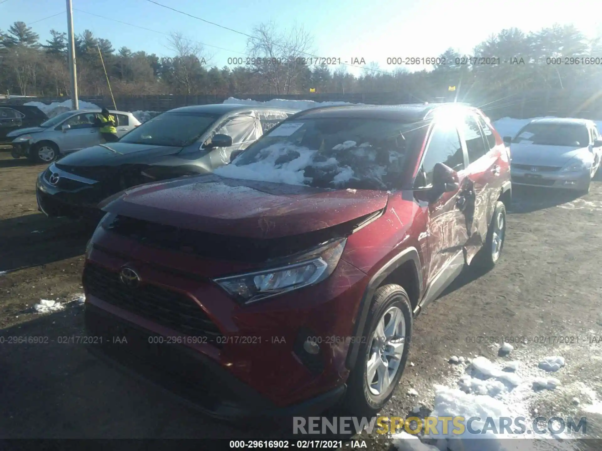 2 Photograph of a damaged car 2T3P1RFV3LW118126 TOYOTA RAV4 2020