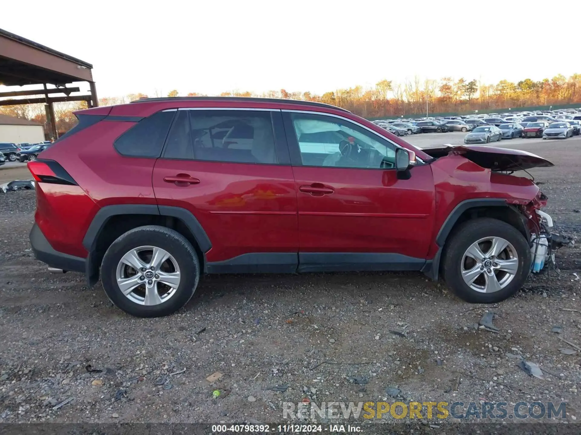13 Photograph of a damaged car 2T3P1RFV3LW118711 TOYOTA RAV4 2020