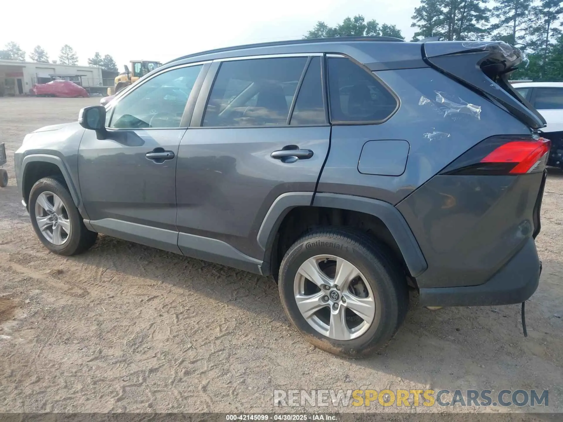 3 Photograph of a damaged car 2T3P1RFV4LC090760 TOYOTA RAV4 2020