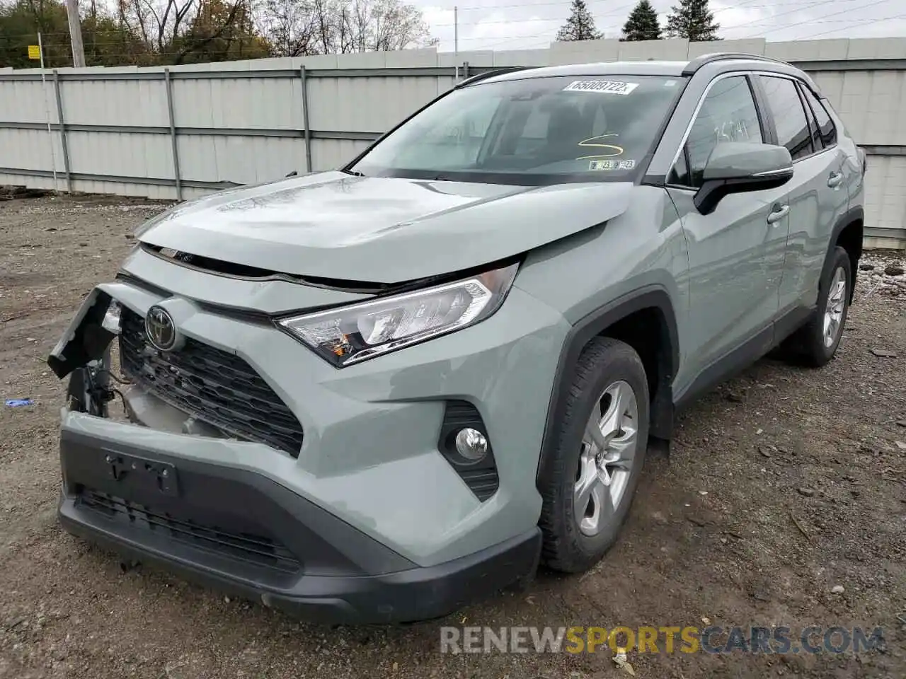 2 Photograph of a damaged car 2T3P1RFV4LC095425 TOYOTA RAV4 2020