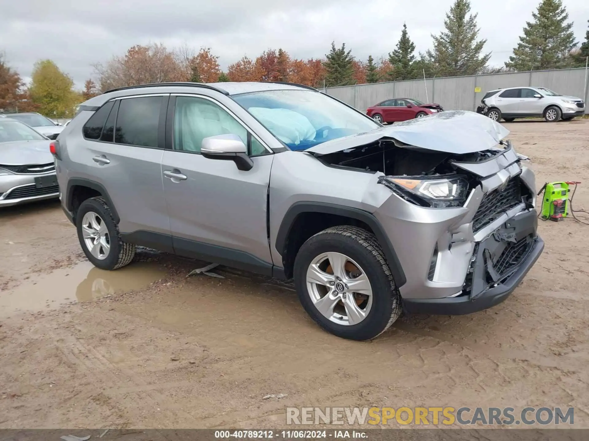 1 Photograph of a damaged car 2T3P1RFV4LC106746 TOYOTA RAV4 2020