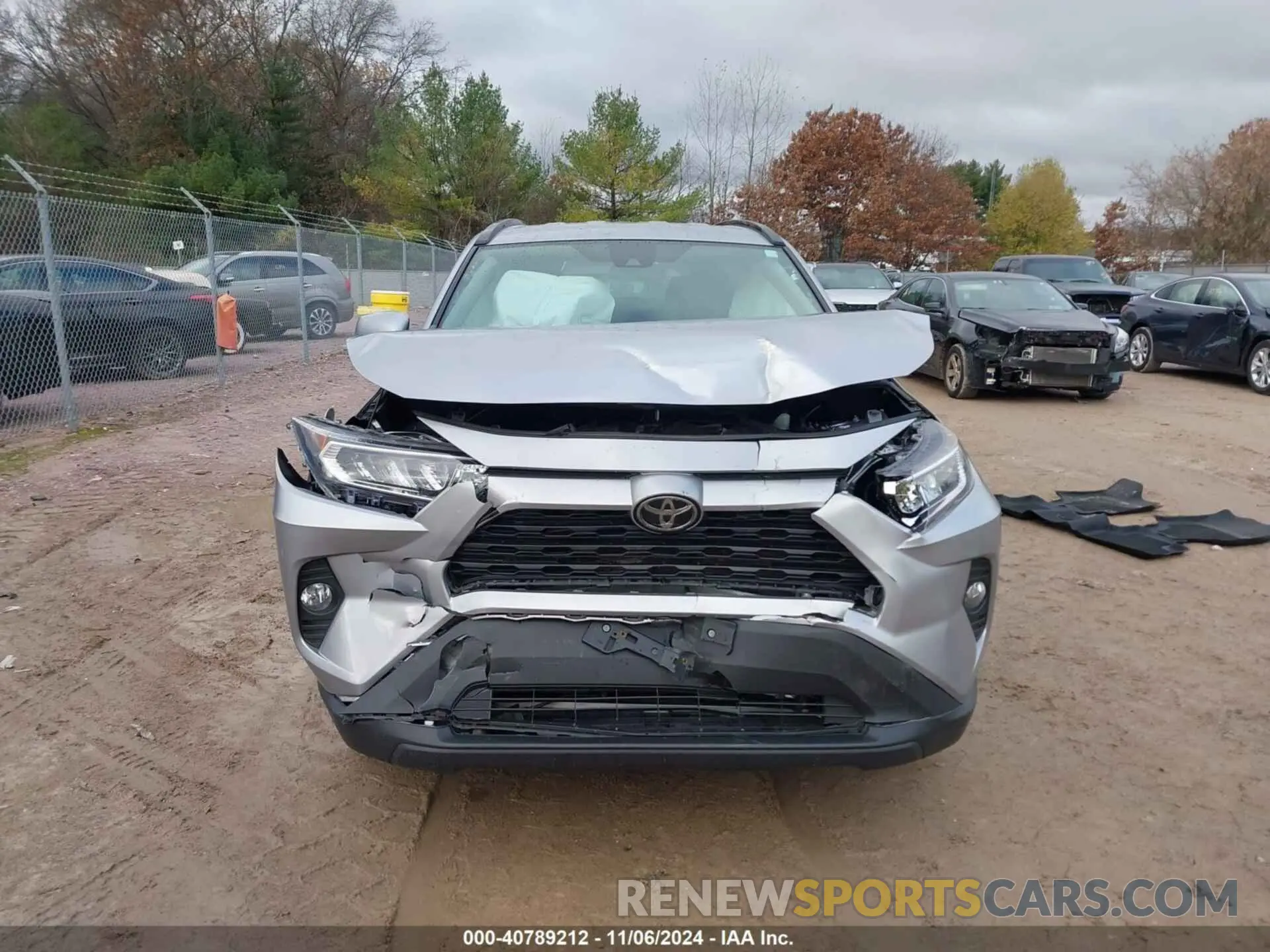 12 Photograph of a damaged car 2T3P1RFV4LC106746 TOYOTA RAV4 2020