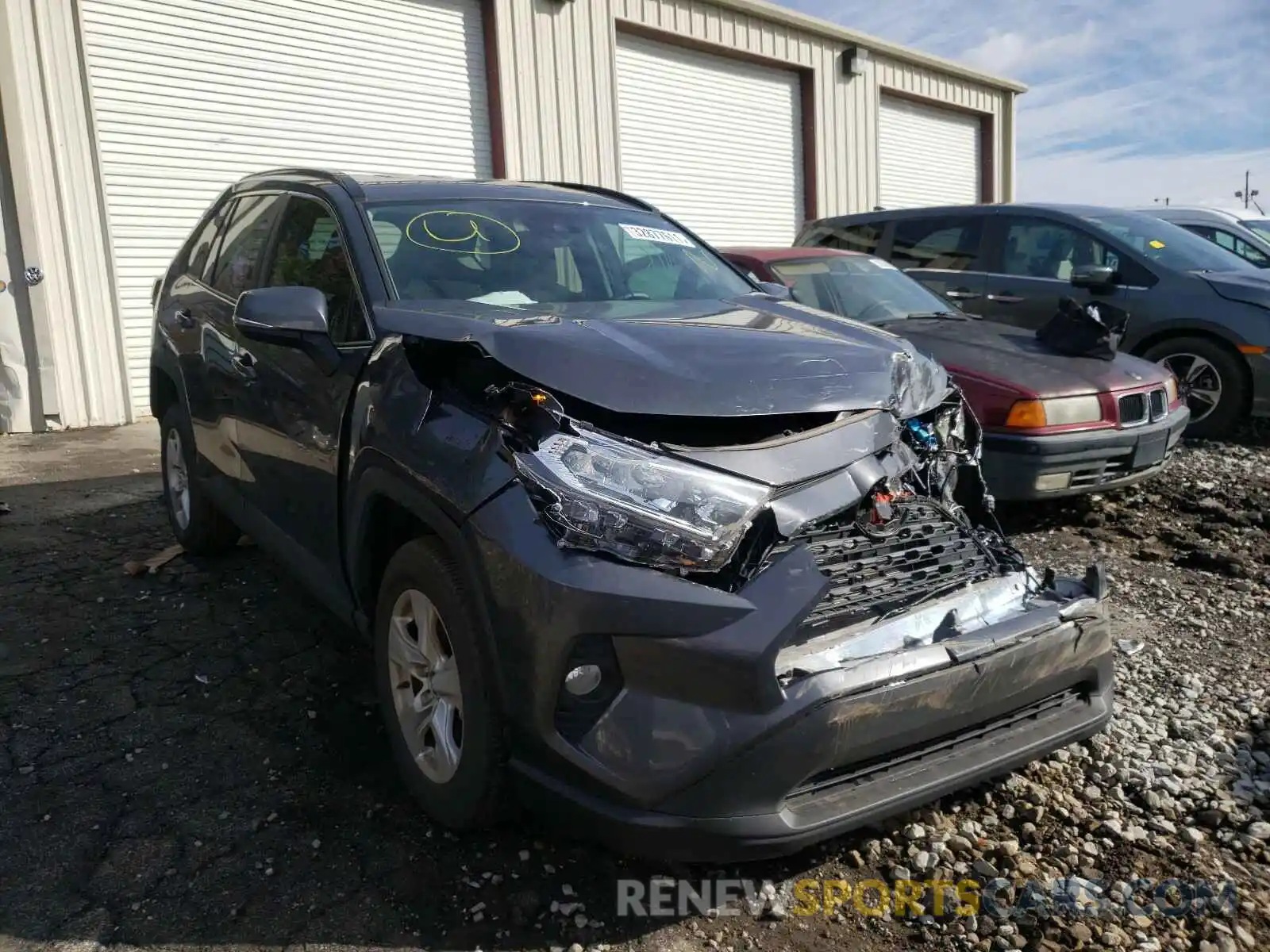 1 Photograph of a damaged car 2T3P1RFV4LC118198 TOYOTA RAV4 2020