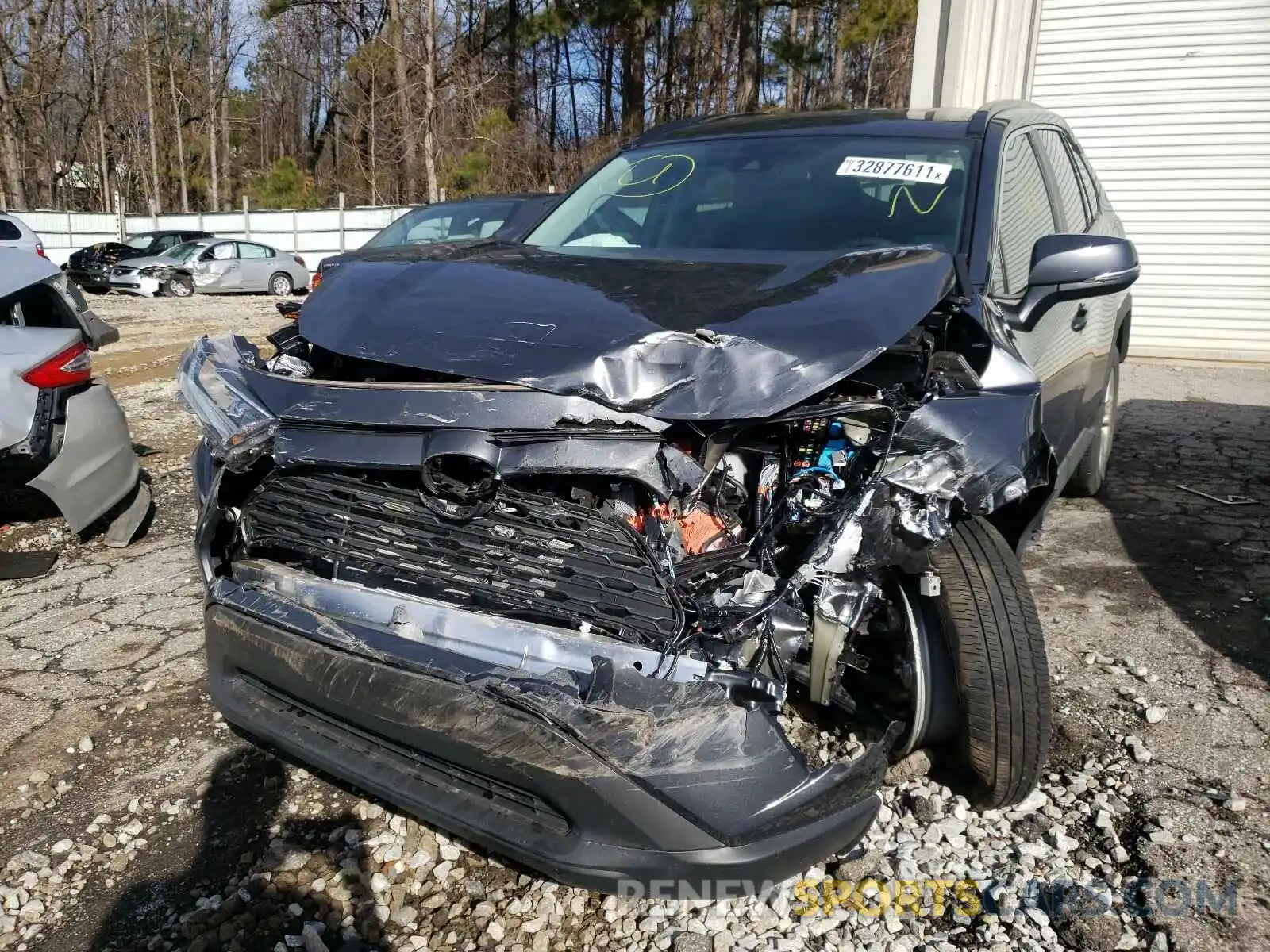 9 Photograph of a damaged car 2T3P1RFV4LC118198 TOYOTA RAV4 2020