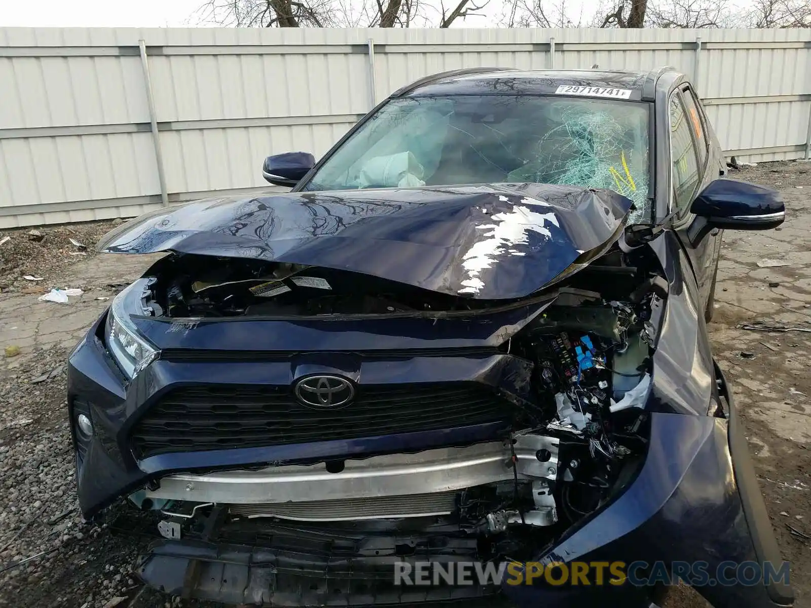 9 Photograph of a damaged car 2T3P1RFV4LC121845 TOYOTA RAV4 2020