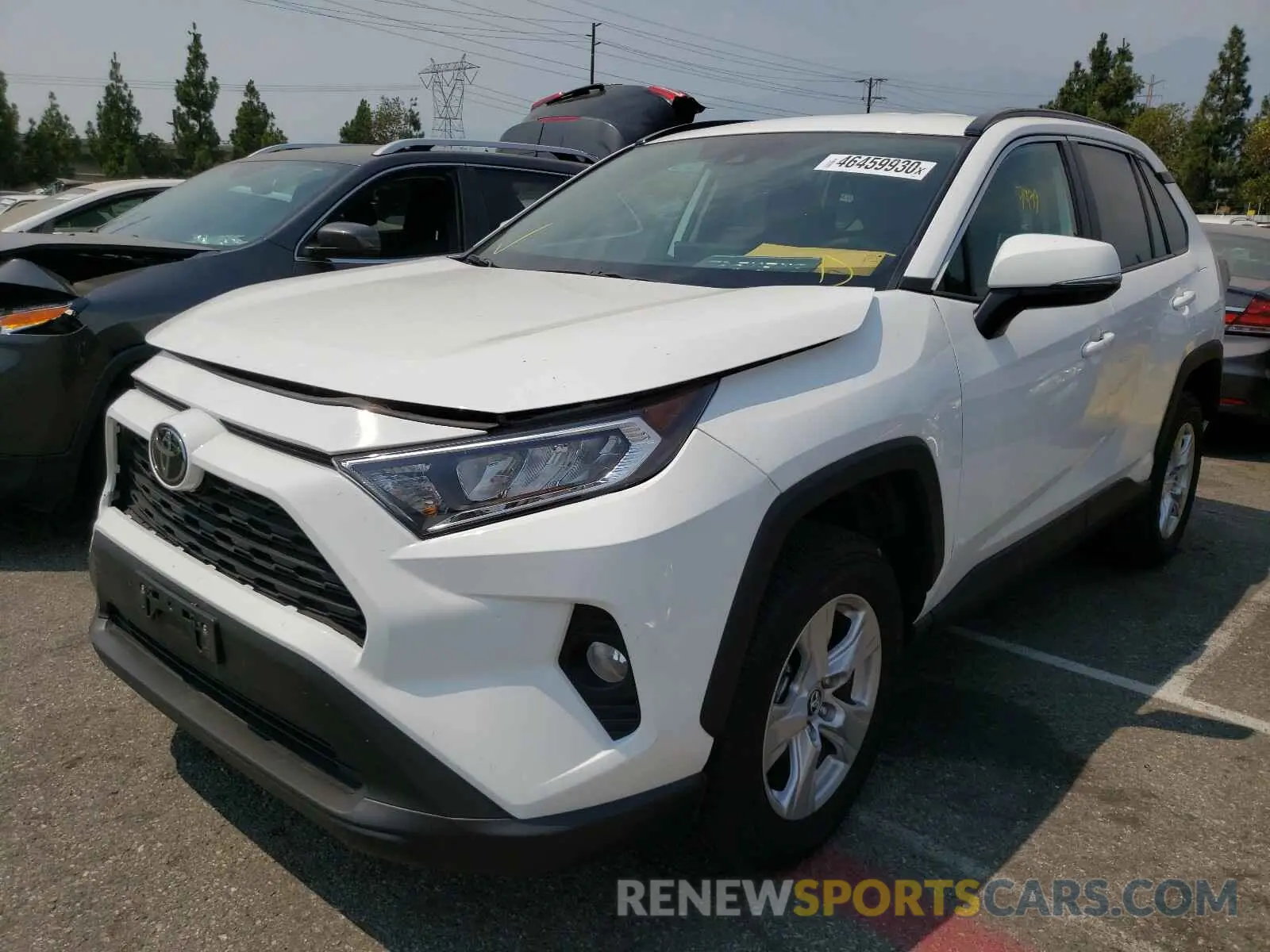 2 Photograph of a damaged car 2T3P1RFV4LW084942 TOYOTA RAV4 2020