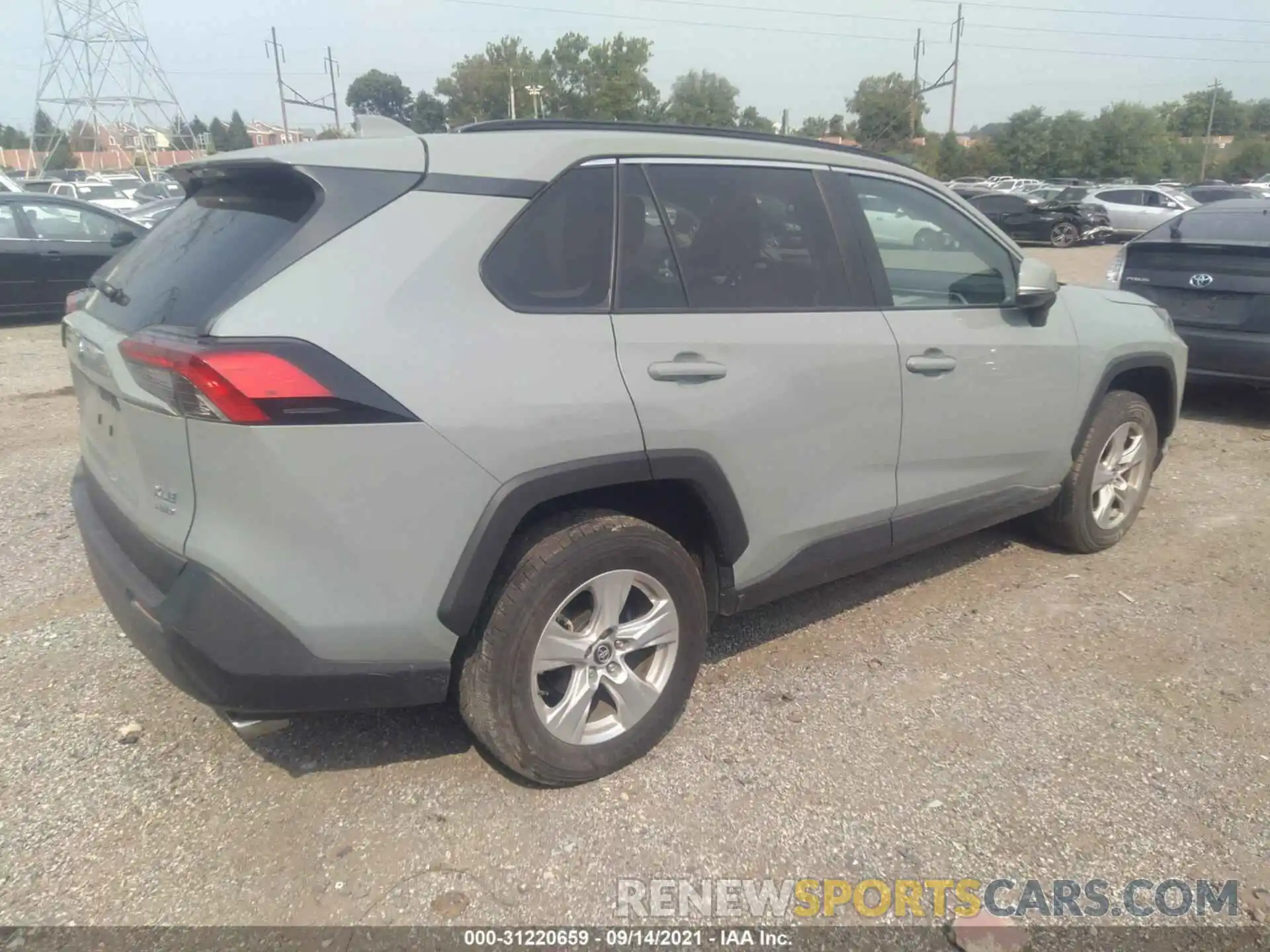 4 Photograph of a damaged car 2T3P1RFV4LW088697 TOYOTA RAV4 2020