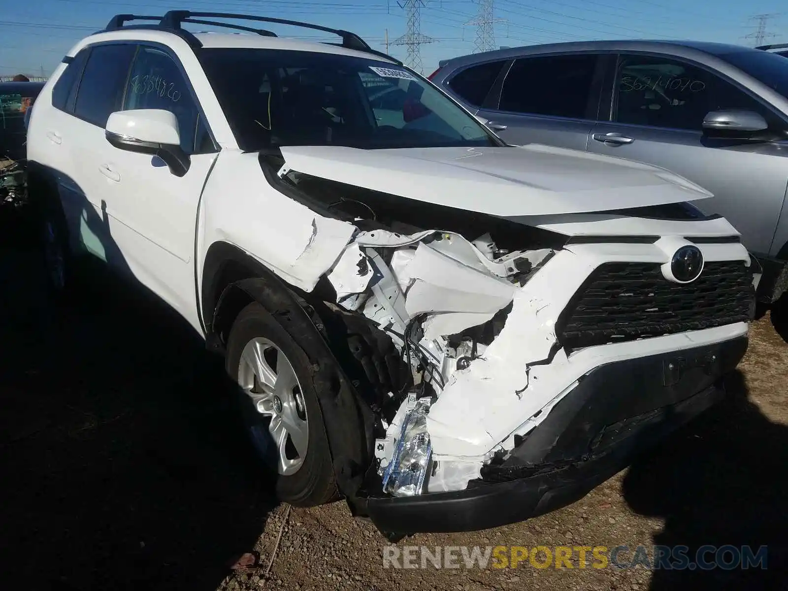 1 Photograph of a damaged car 2T3P1RFV4LW091437 TOYOTA RAV4 2020