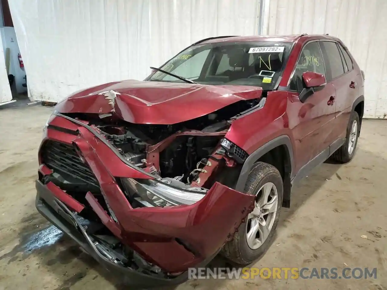 2 Photograph of a damaged car 2T3P1RFV4LW101657 TOYOTA RAV4 2020