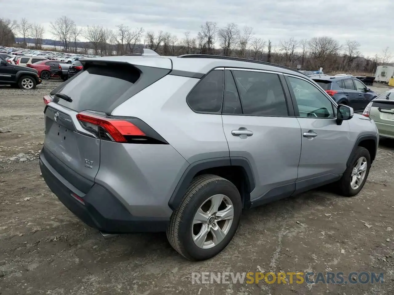 3 Photograph of a damaged car 2T3P1RFV4LW136649 TOYOTA RAV4 2020
