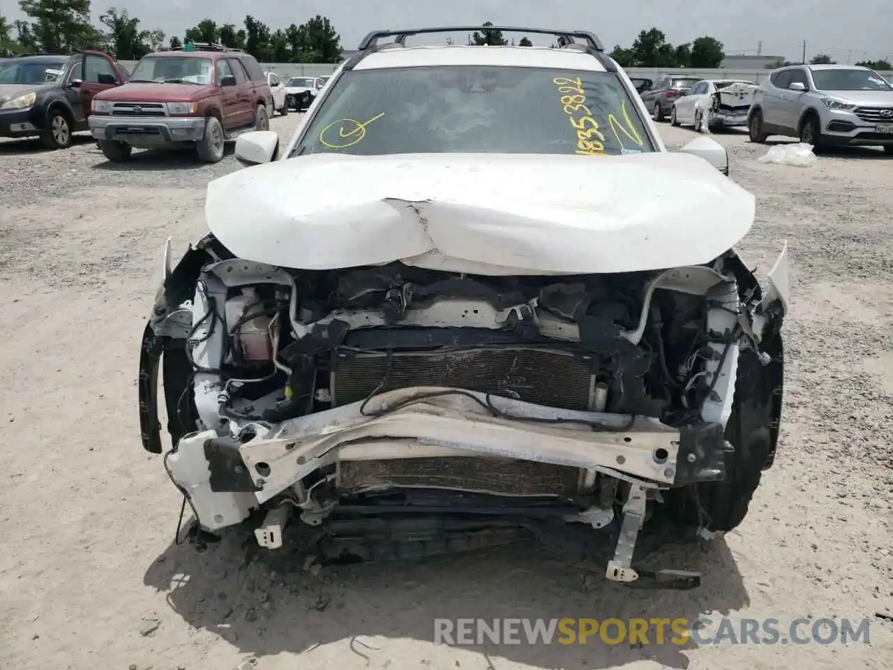 9 Photograph of a damaged car 2T3P1RFV5LC067570 TOYOTA RAV4 2020