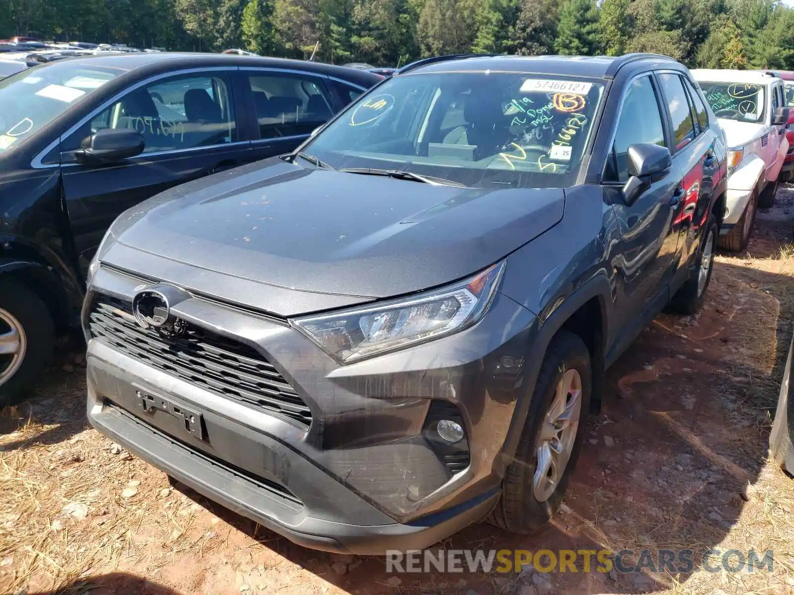 2 Photograph of a damaged car 2T3P1RFV5LC084305 TOYOTA RAV4 2020