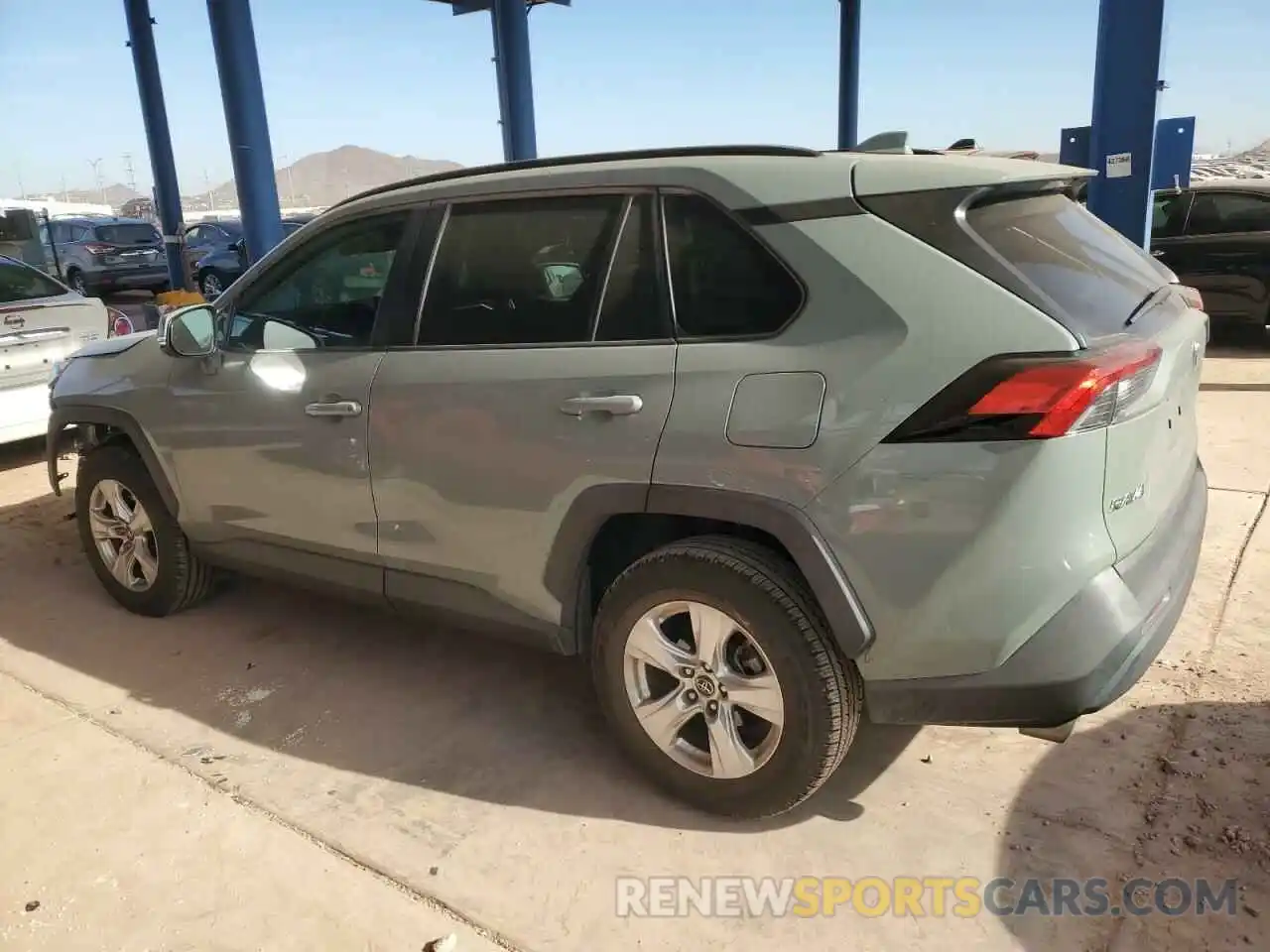 2 Photograph of a damaged car 2T3P1RFV5LC099466 TOYOTA RAV4 2020