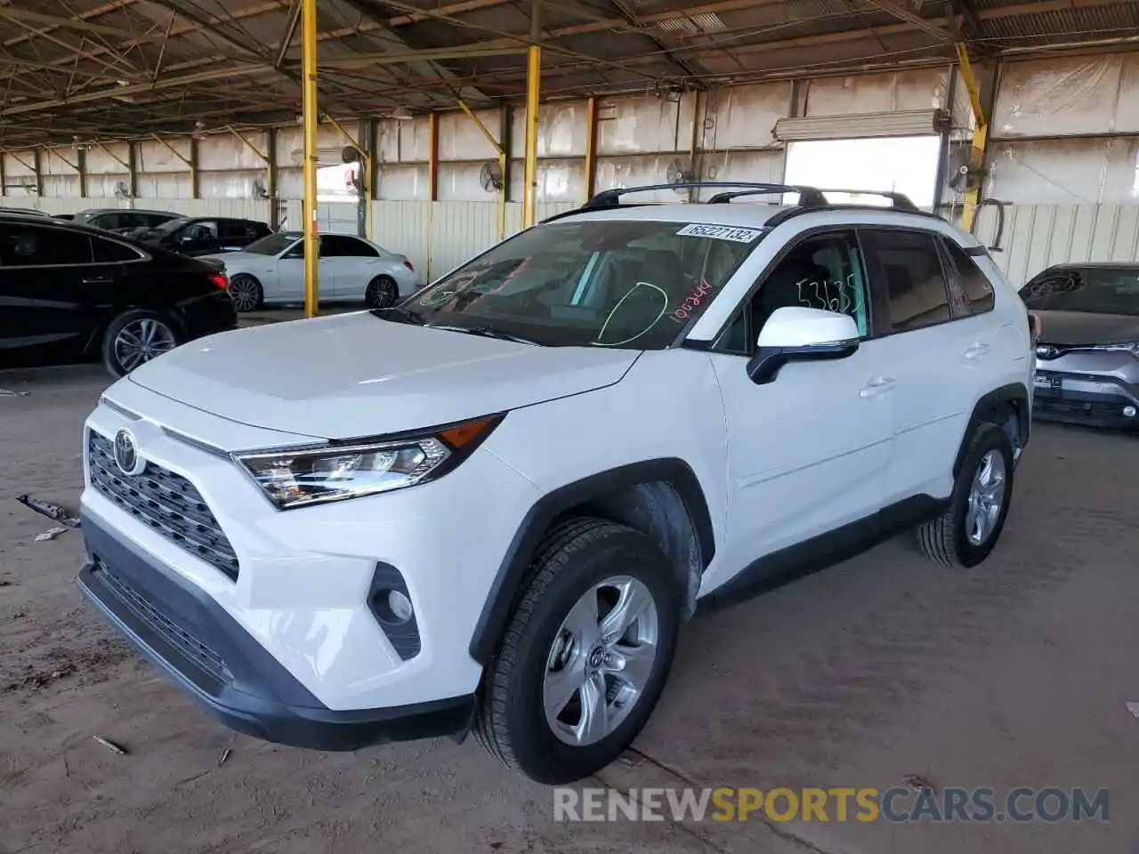 2 Photograph of a damaged car 2T3P1RFV5LC100244 TOYOTA RAV4 2020