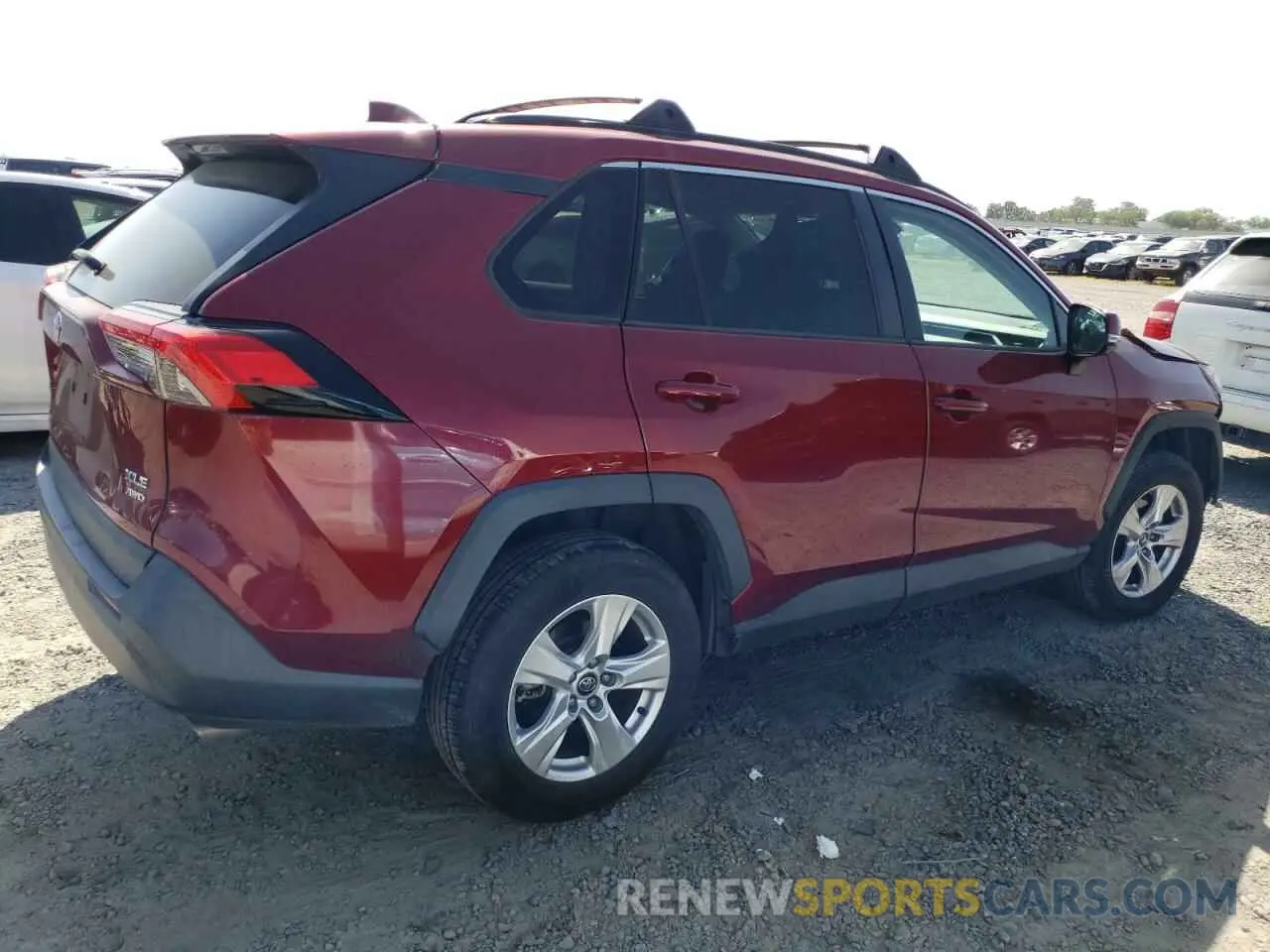 3 Photograph of a damaged car 2T3P1RFV5LC103113 TOYOTA RAV4 2020