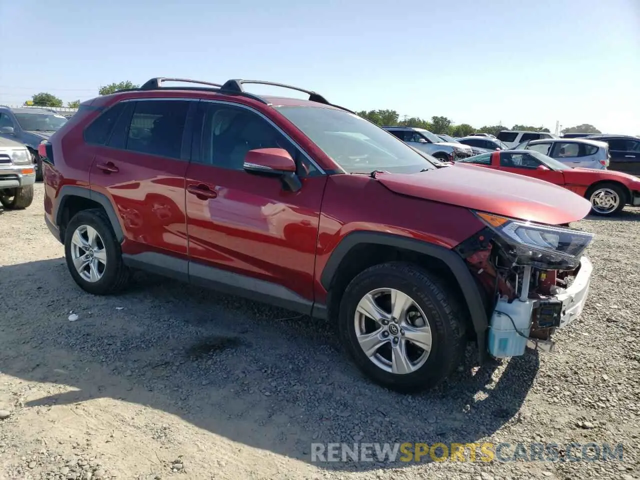 4 Photograph of a damaged car 2T3P1RFV5LC103113 TOYOTA RAV4 2020