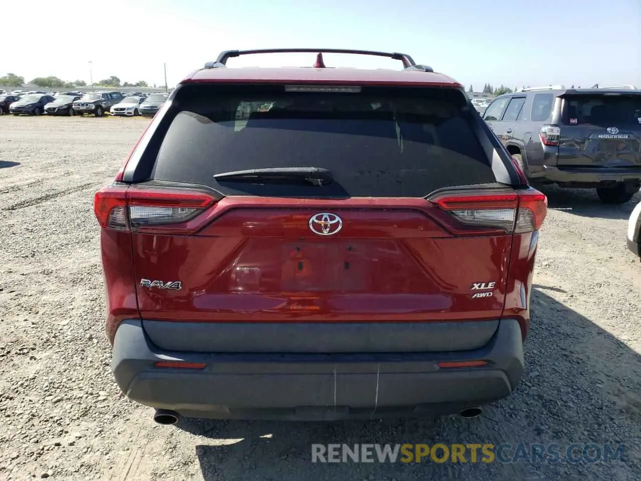 6 Photograph of a damaged car 2T3P1RFV5LC103113 TOYOTA RAV4 2020