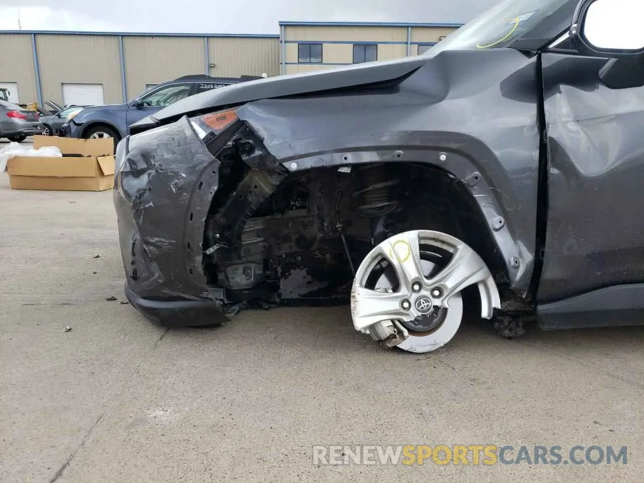 9 Photograph of a damaged car 2T3P1RFV5LC103354 TOYOTA RAV4 2020