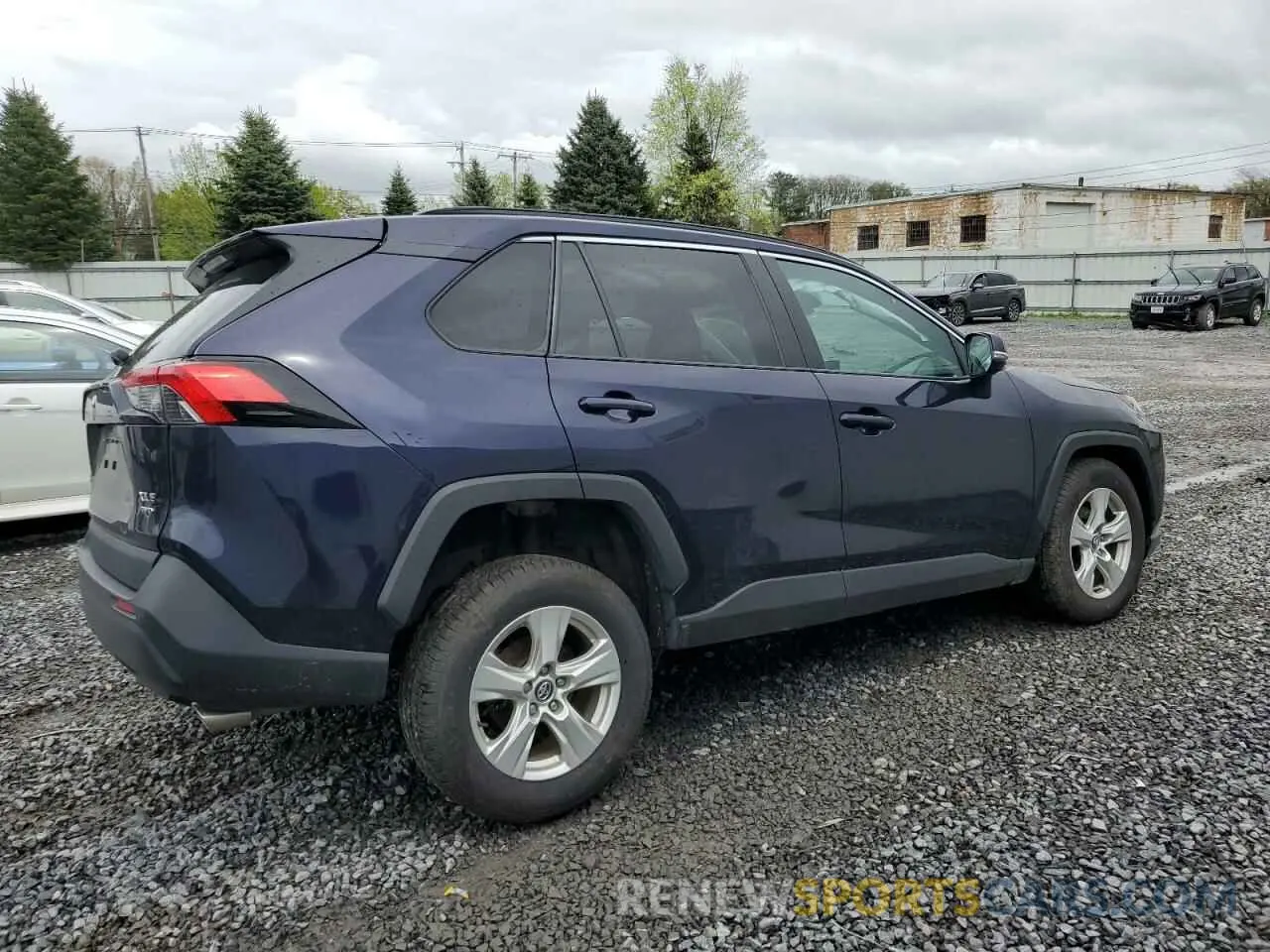 3 Photograph of a damaged car 2T3P1RFV5LC126715 TOYOTA RAV4 2020
