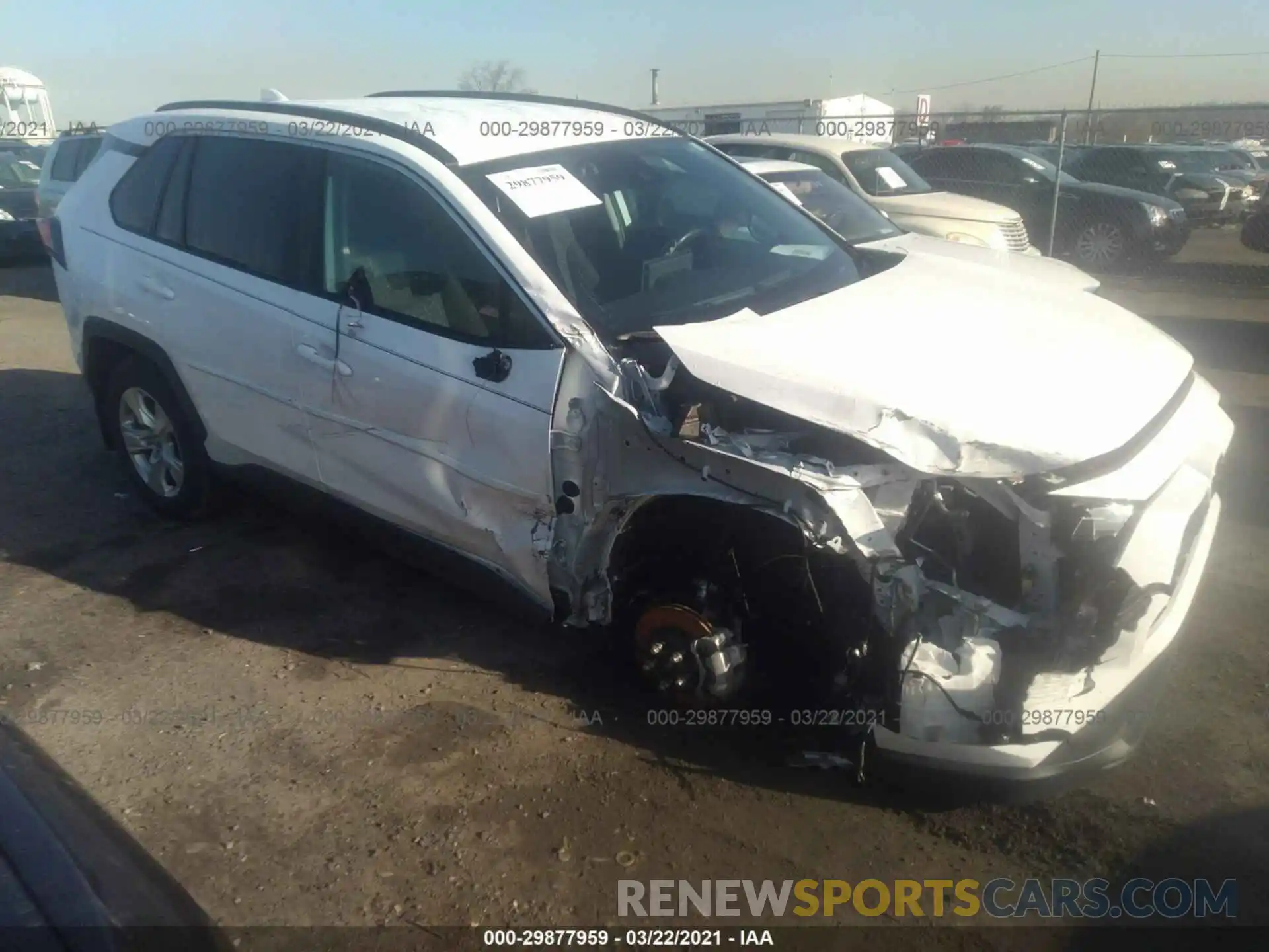 1 Photograph of a damaged car 2T3P1RFV5LW113879 TOYOTA RAV4 2020