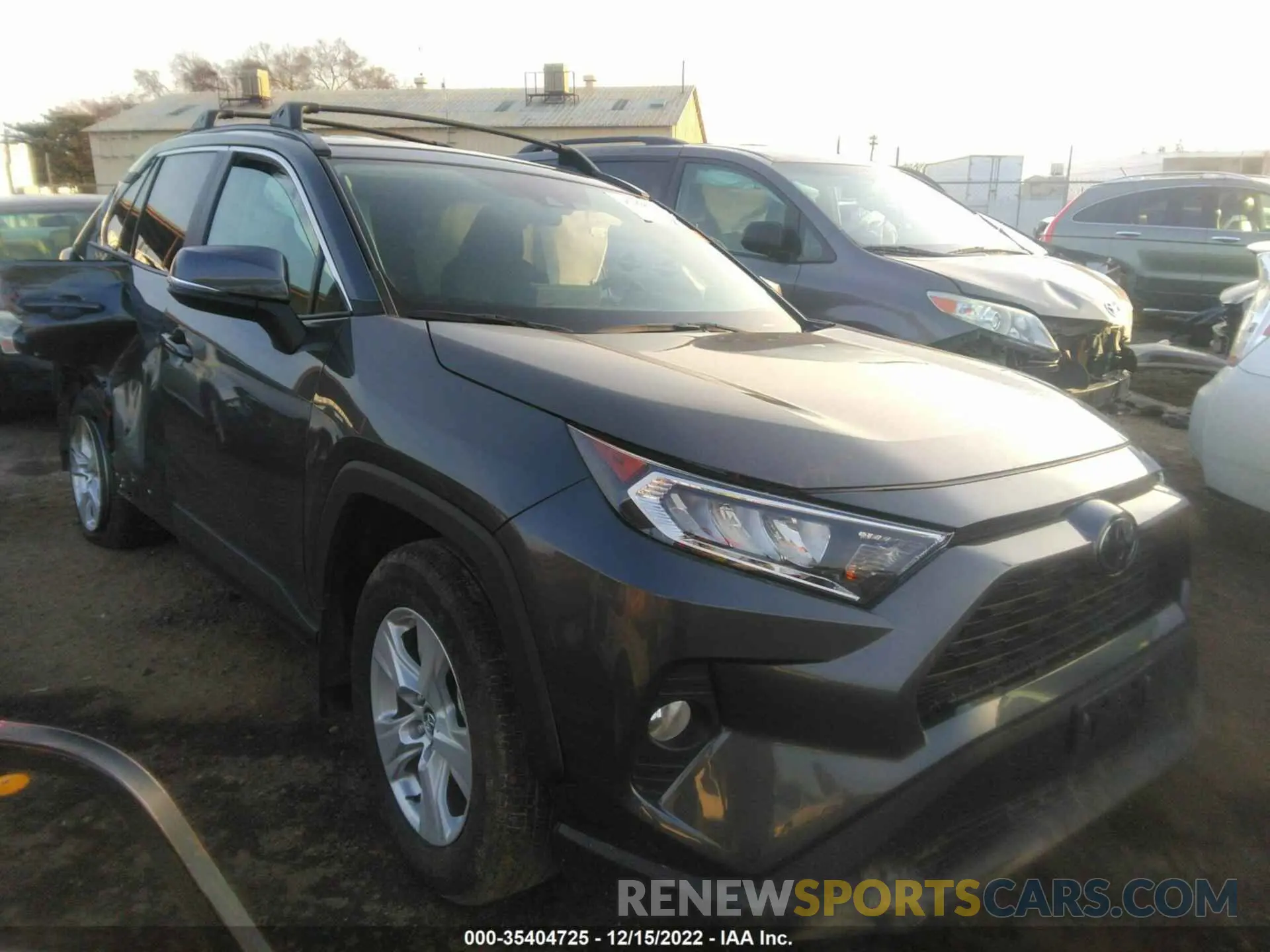 1 Photograph of a damaged car 2T3P1RFV6LC085415 TOYOTA RAV4 2020