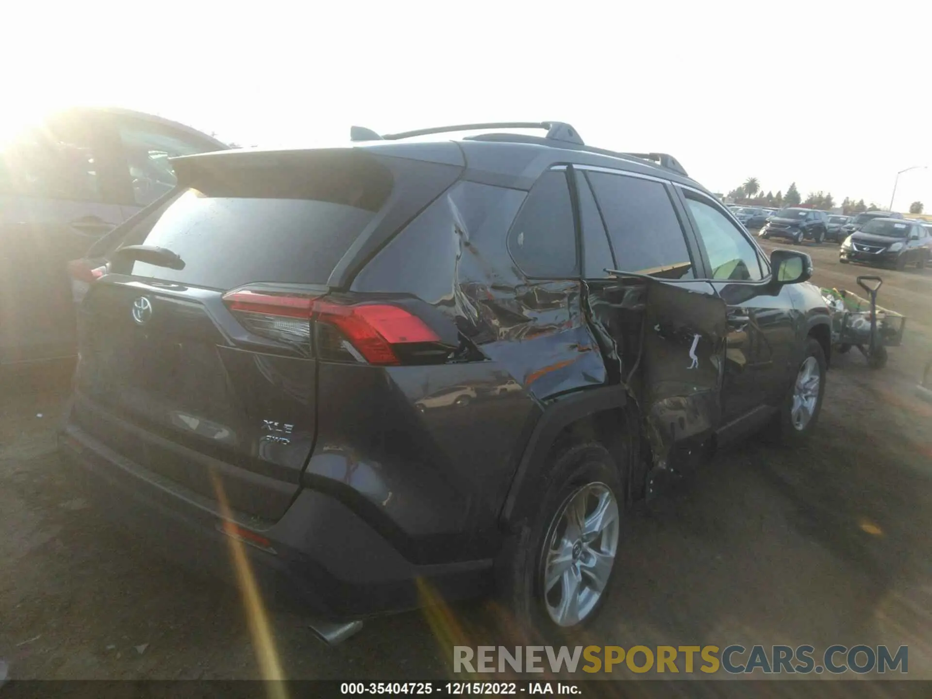 4 Photograph of a damaged car 2T3P1RFV6LC085415 TOYOTA RAV4 2020