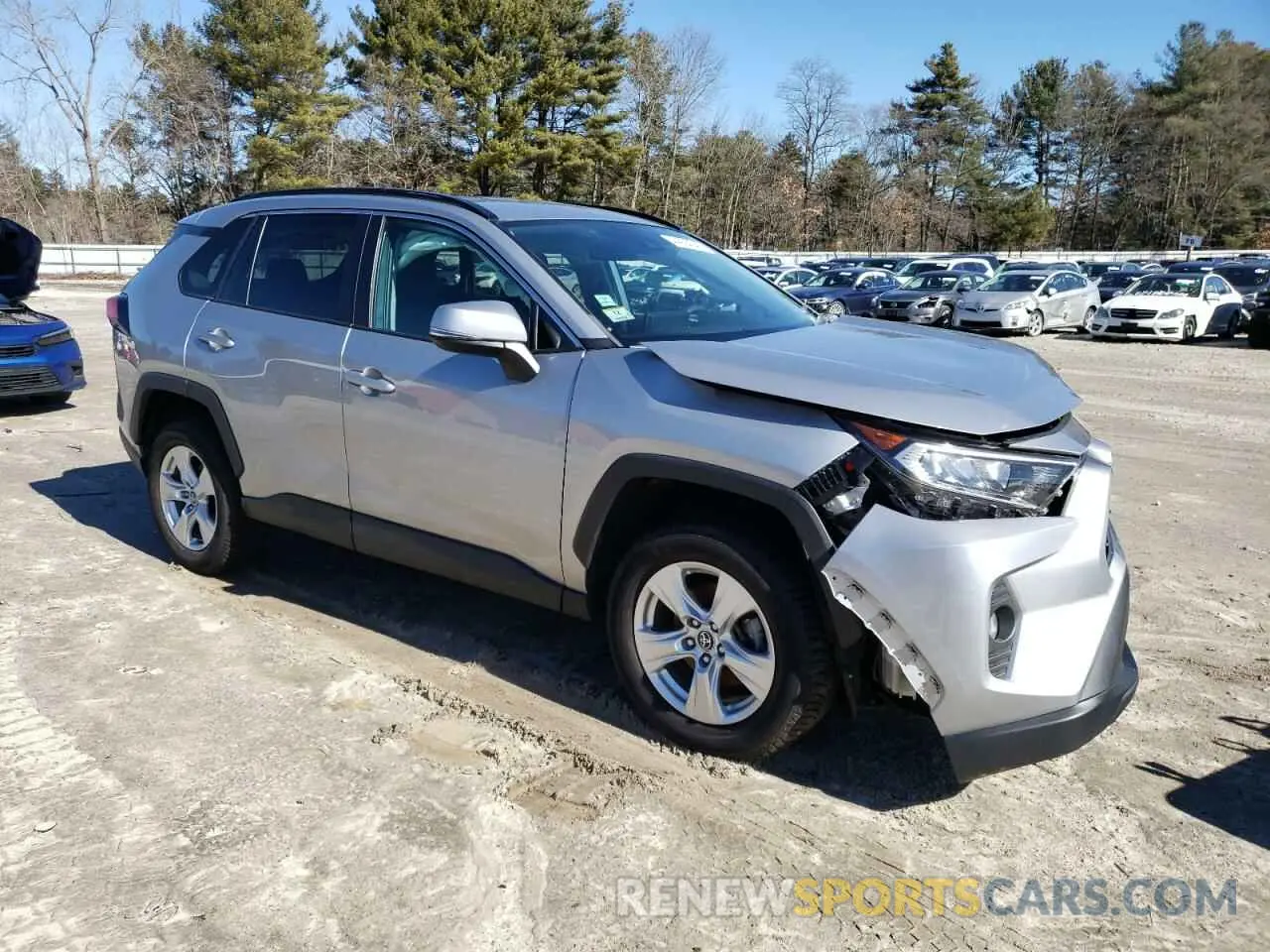 4 Photograph of a damaged car 2T3P1RFV6LC098715 TOYOTA RAV4 2020