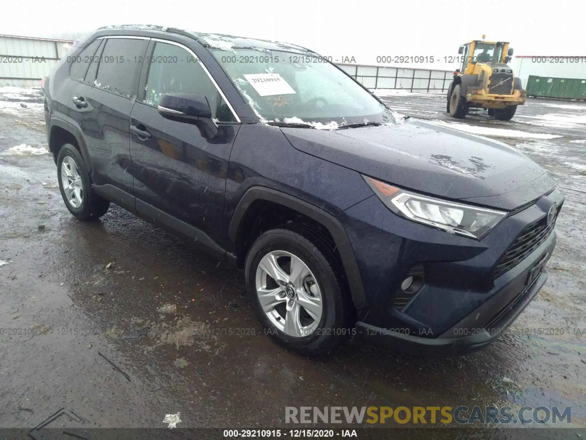 1 Photograph of a damaged car 2T3P1RFV6LC099752 TOYOTA RAV4 2020