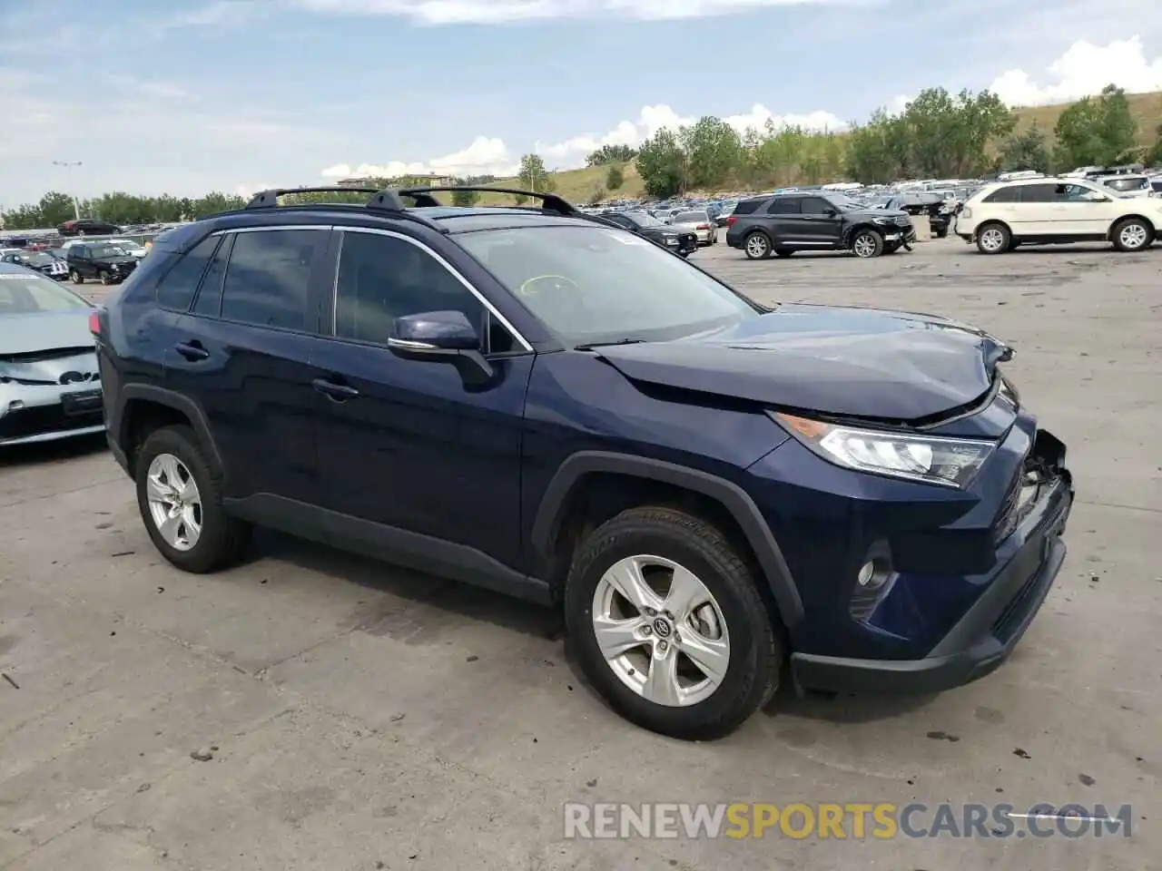 1 Photograph of a damaged car 2T3P1RFV6LC126044 TOYOTA RAV4 2020