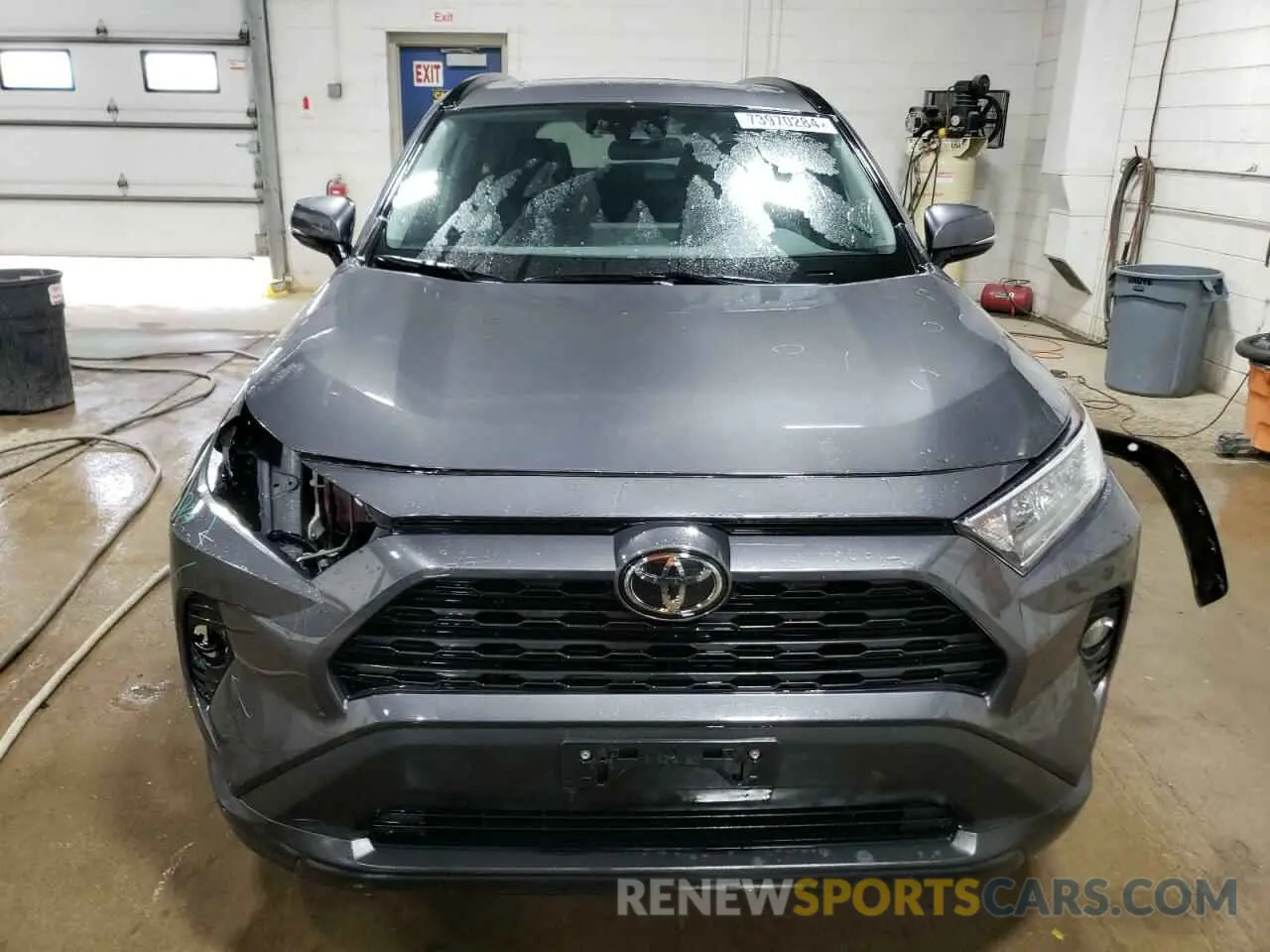 5 Photograph of a damaged car 2T3P1RFV6LW107234 TOYOTA RAV4 2020