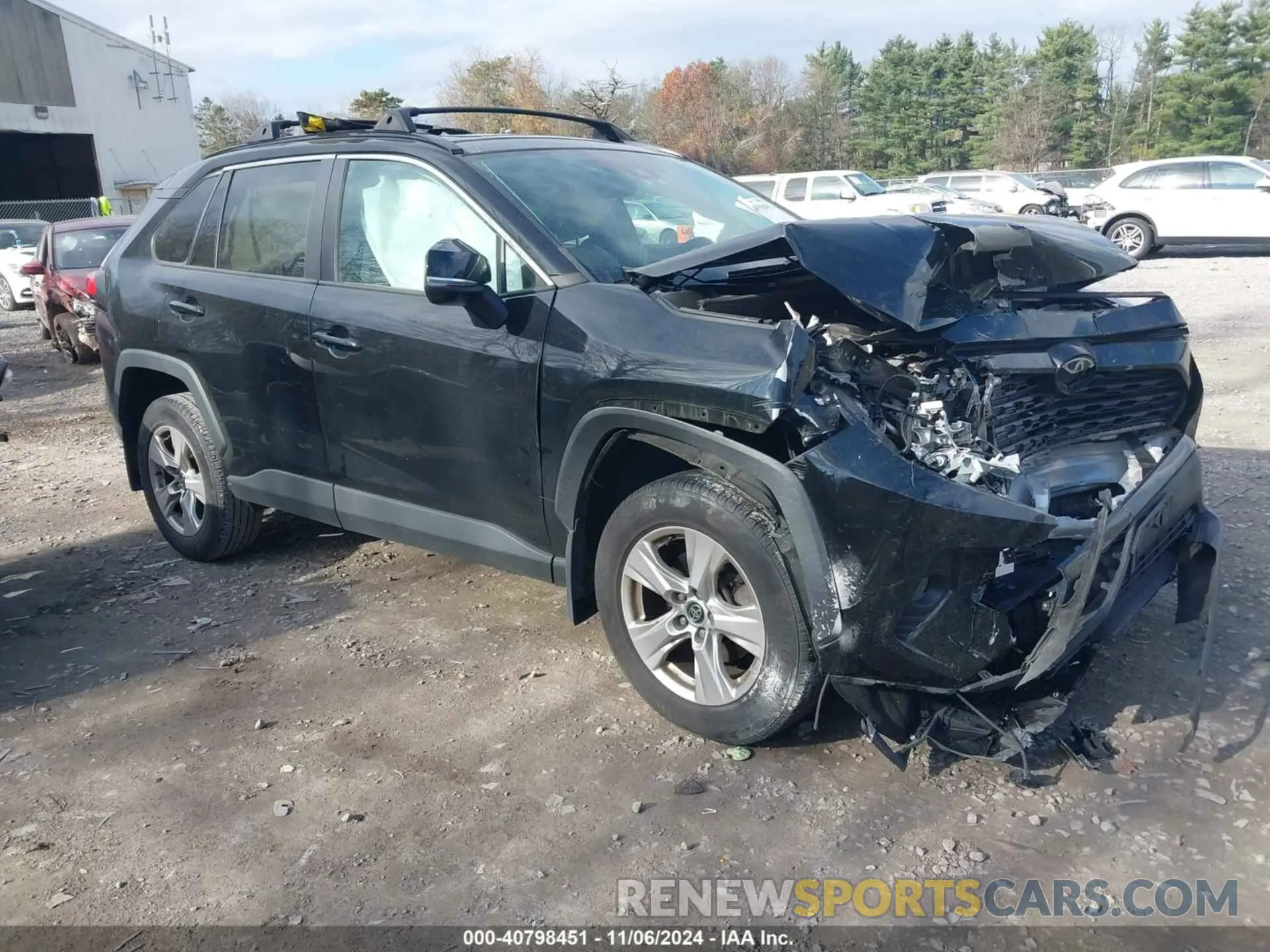 1 Photograph of a damaged car 2T3P1RFV6LW132750 TOYOTA RAV4 2020